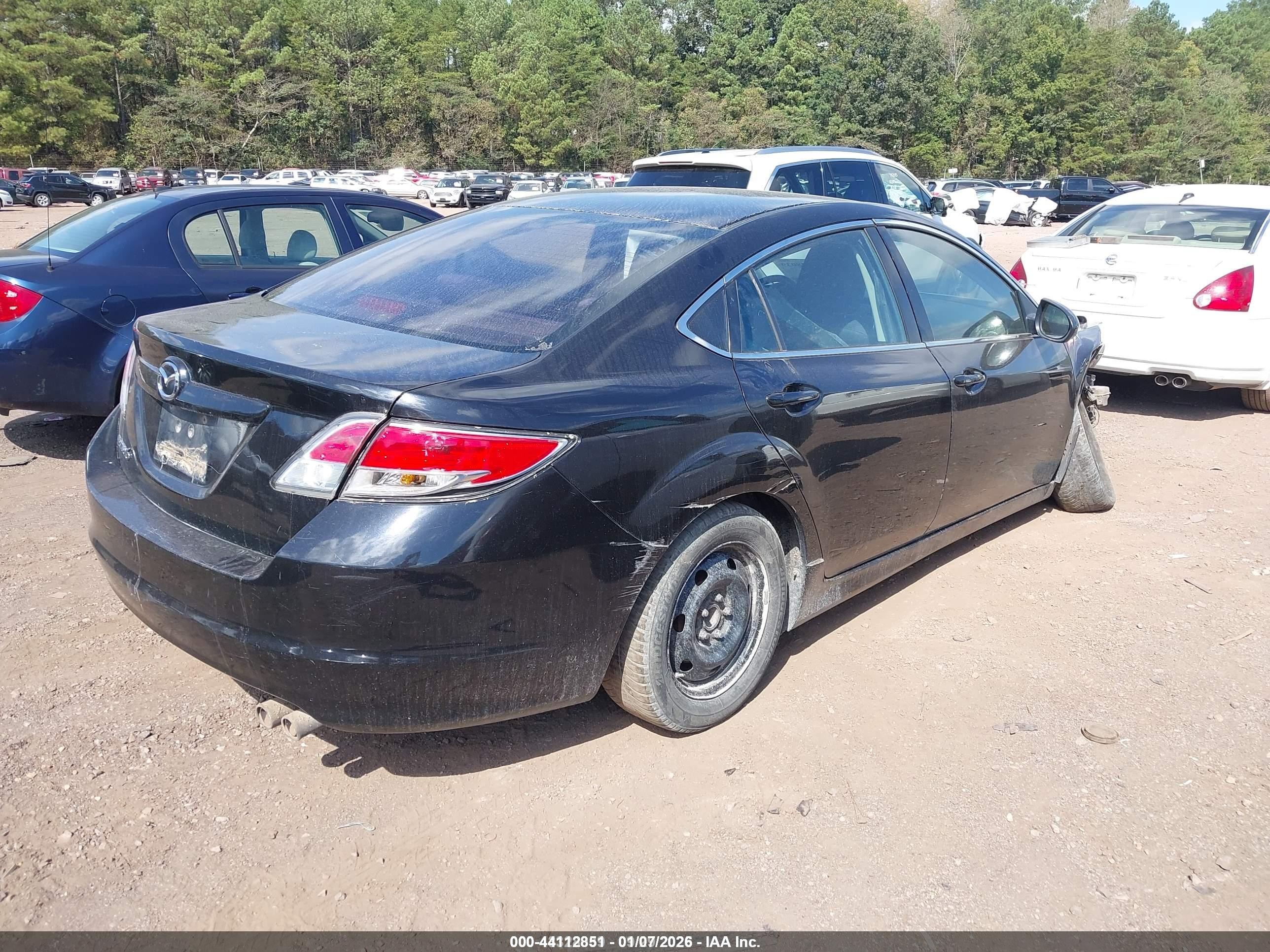 2011 Mazda Mazda6 I Sport Черный vin: 1YVHZ8BH8B5M11172