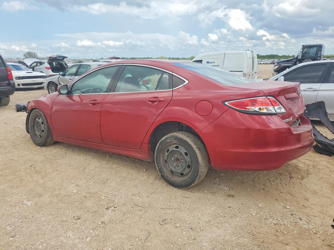 2011 Mazda 6 I Red vin: 1YVHZ8BH8B5M14962