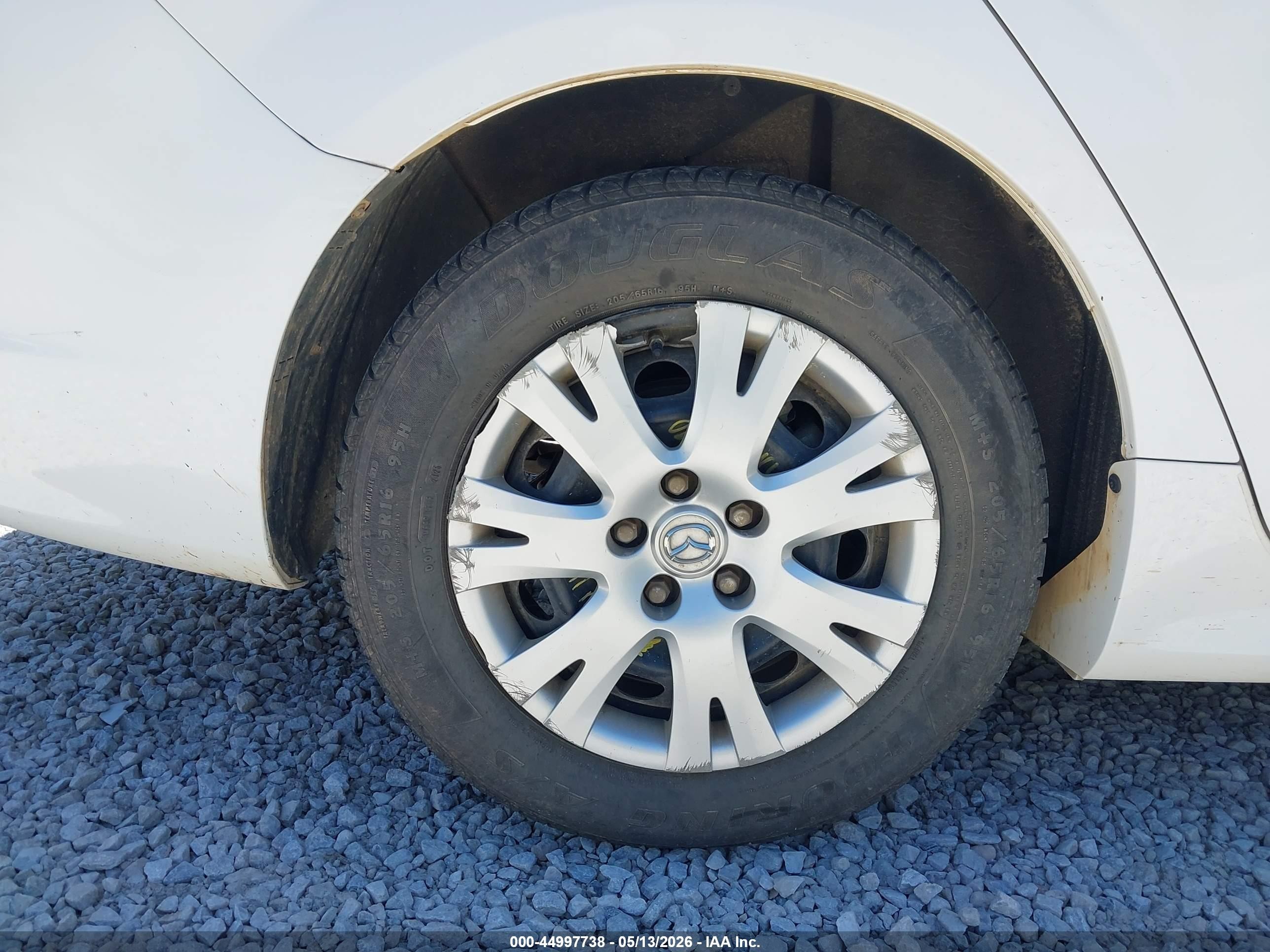 2010 Mazda Mazda6 I Sport White vin: 1YVHZ8BH9A5M01099
