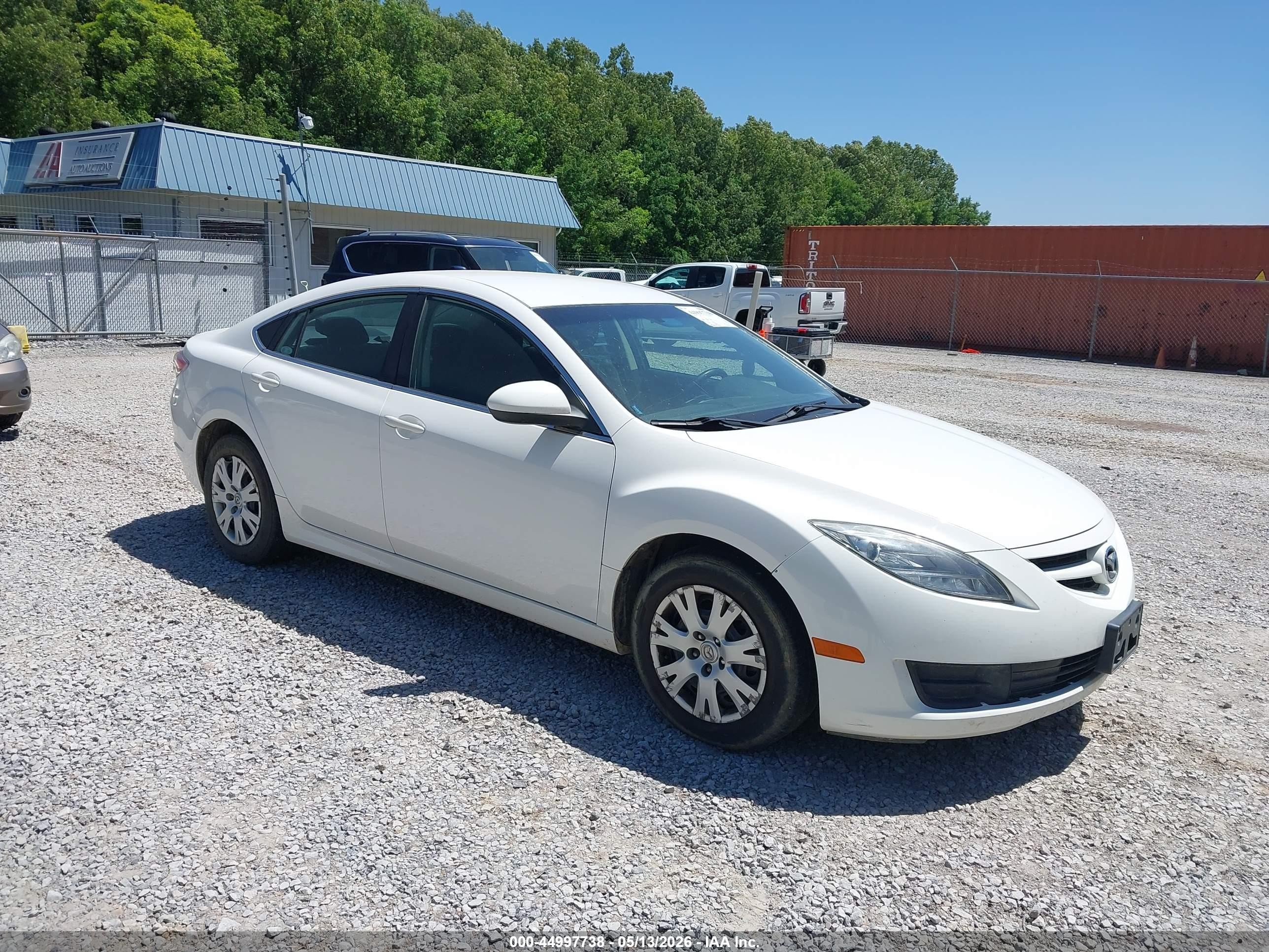 2010 Mazda Mazda6 I Sport White vin: 1YVHZ8BH9A5M01099