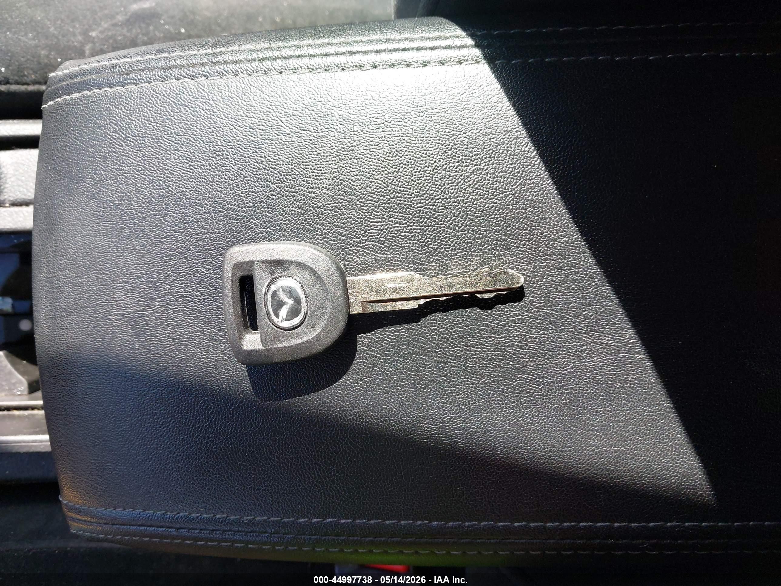 2010 Mazda Mazda6 I Sport White vin: 1YVHZ8BH9A5M01099