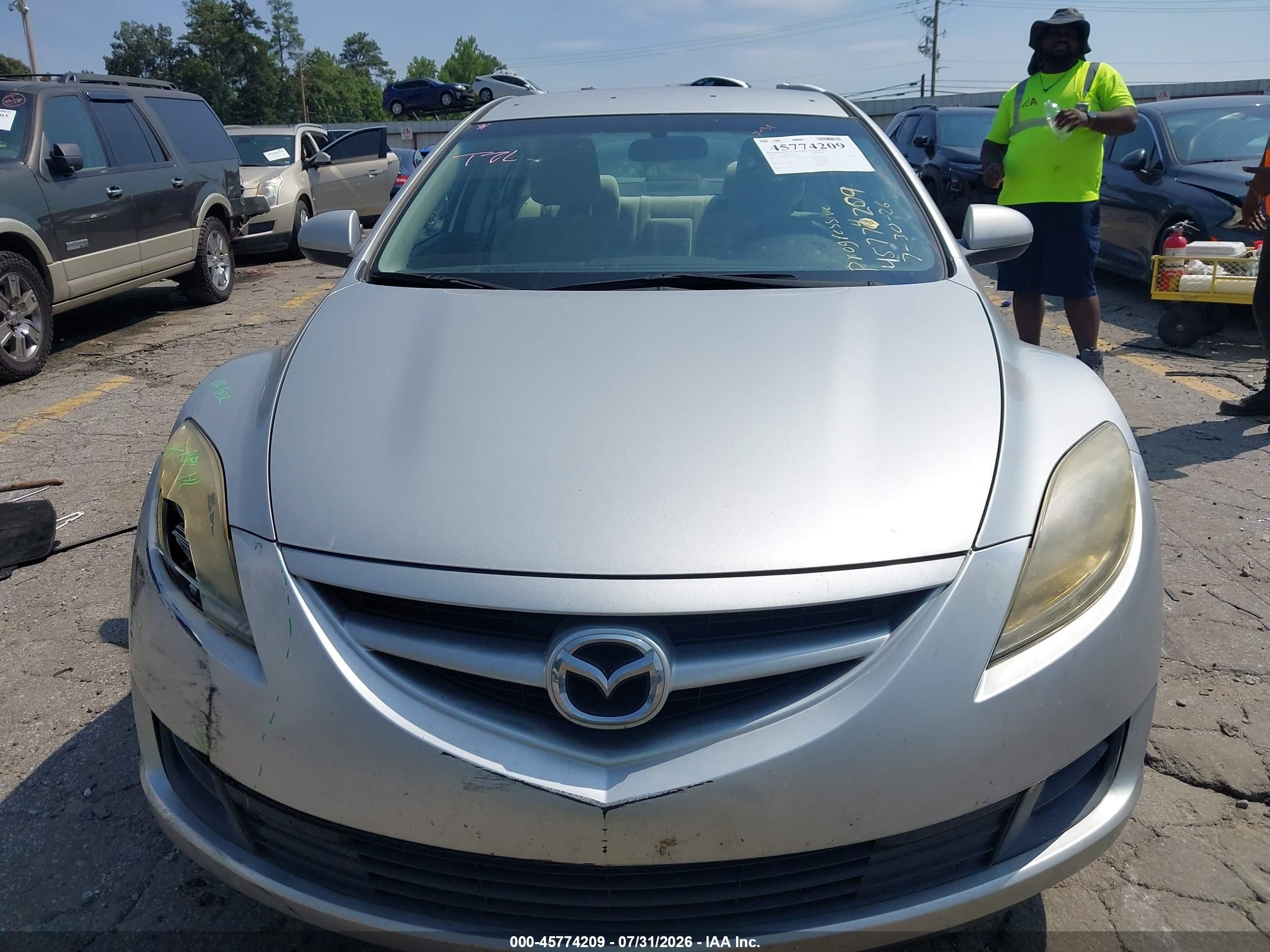 2010 Mazda Mazda6 I Sport Silver vin: 1YVHZ8BH9A5M21840