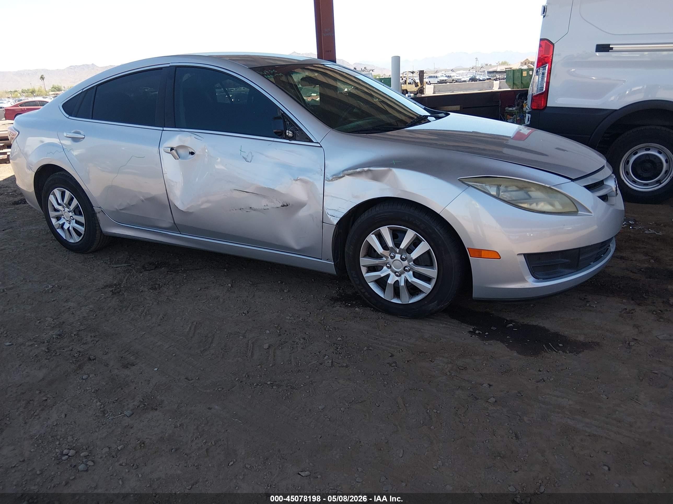2010 Mazda Mazda6   Silver vin: 1YVHZ8BH9A5M54644