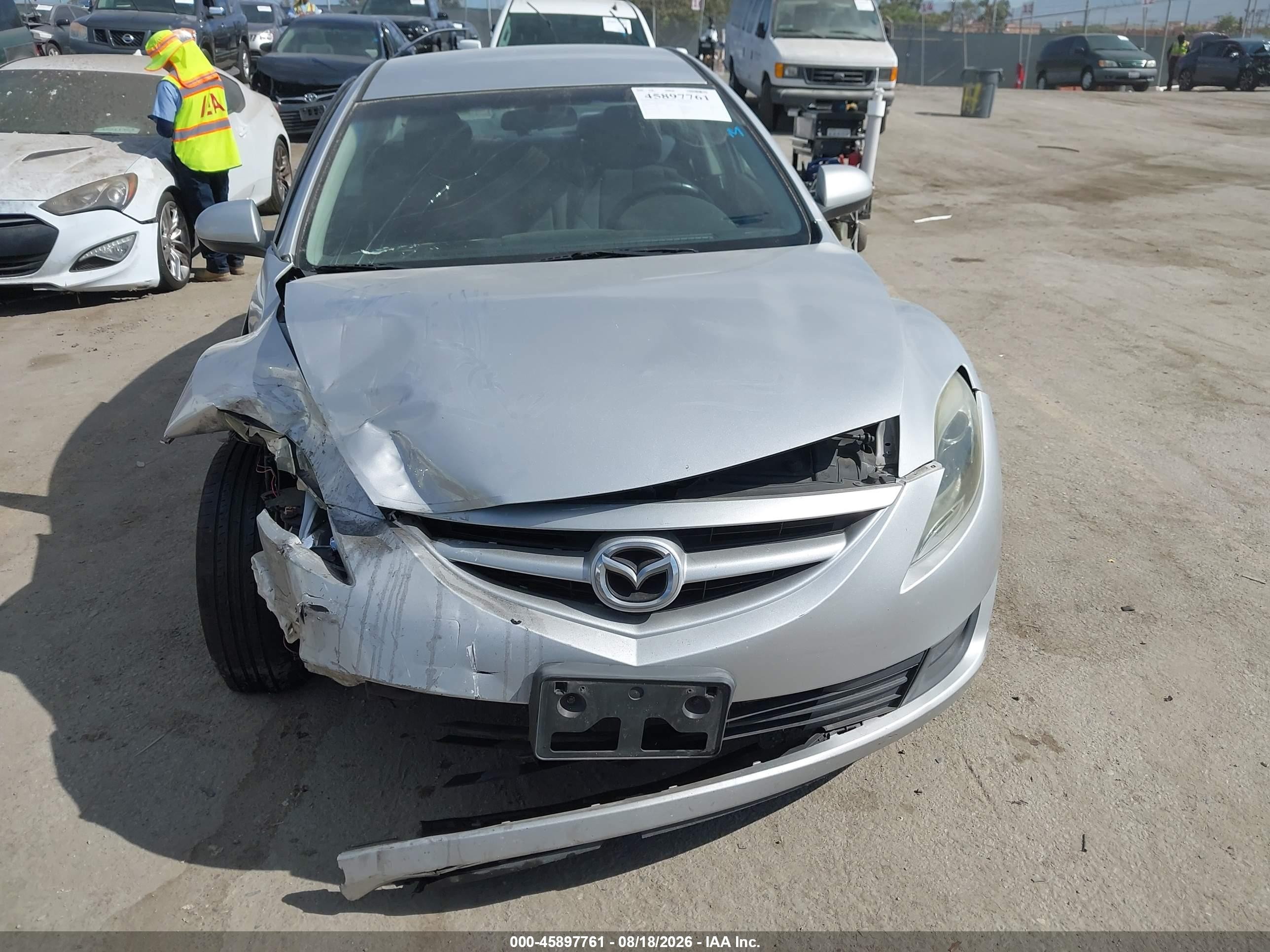 2012 Mazda Mazda6 I Sport Серебряный vin: 1YVHZ8BH9C5M26930