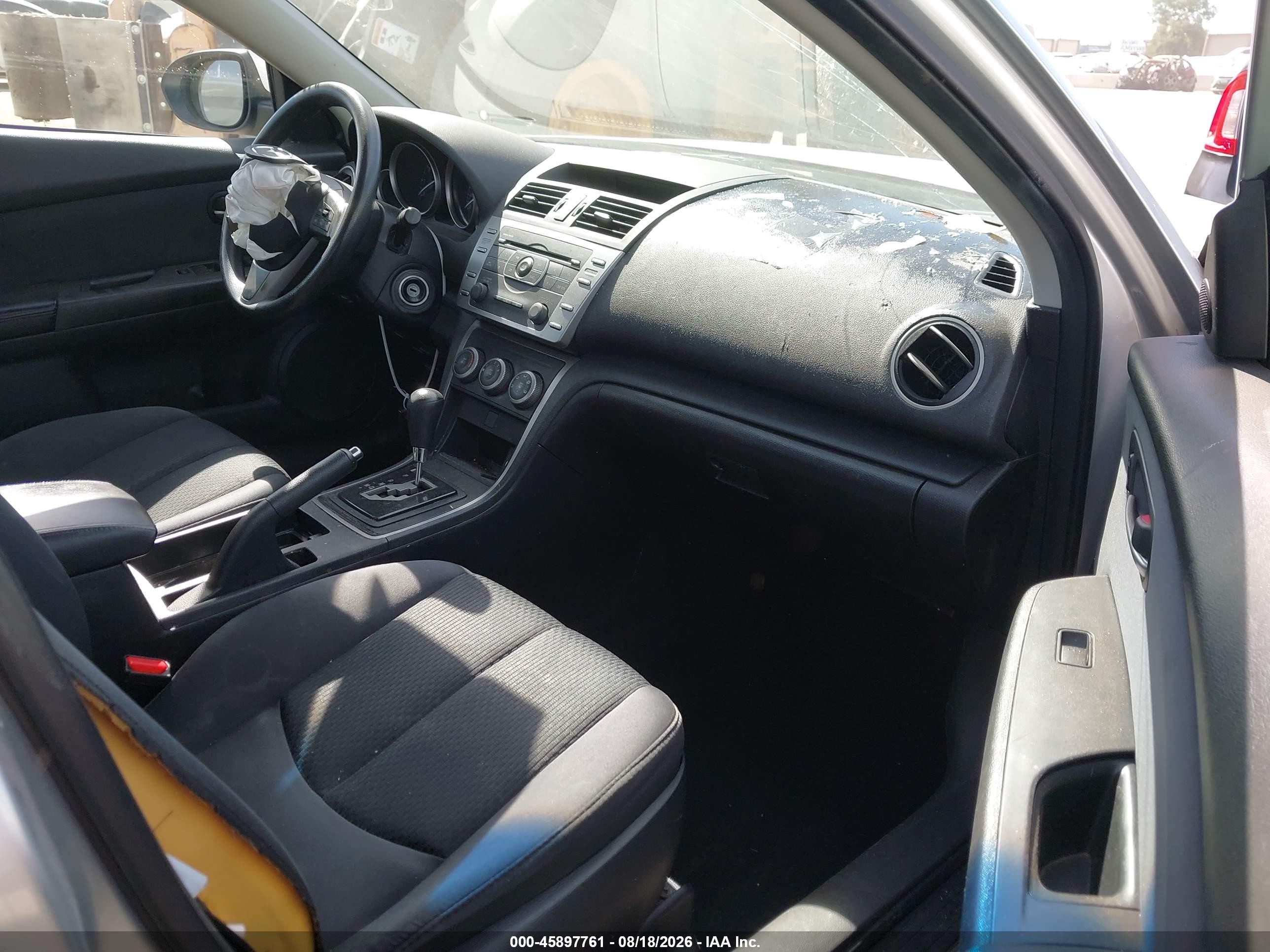 2012 Mazda Mazda6 I Sport Серебряный vin: 1YVHZ8BH9C5M26930
