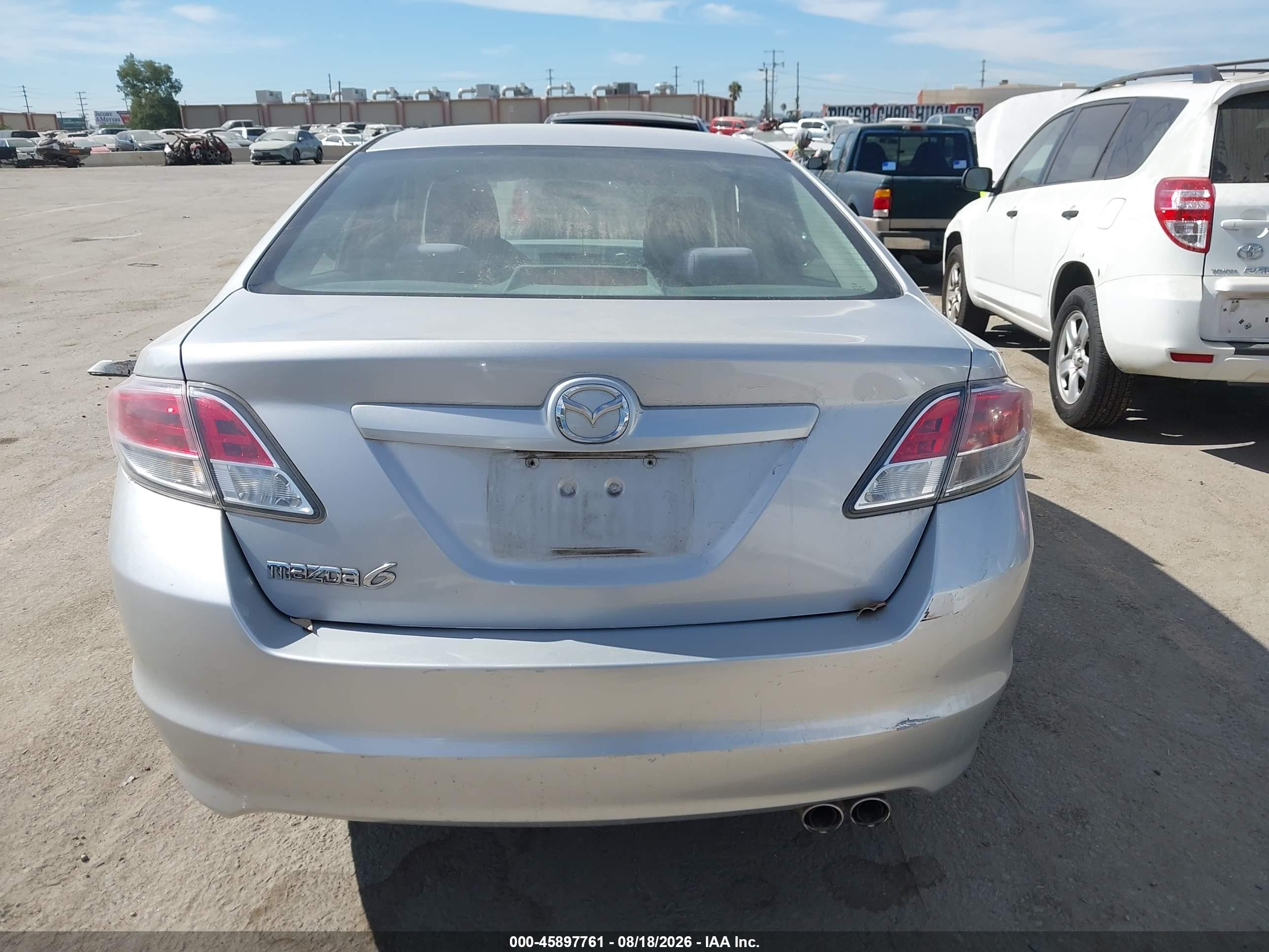 2012 Mazda Mazda6 I Sport Серебряный vin: 1YVHZ8BH9C5M26930