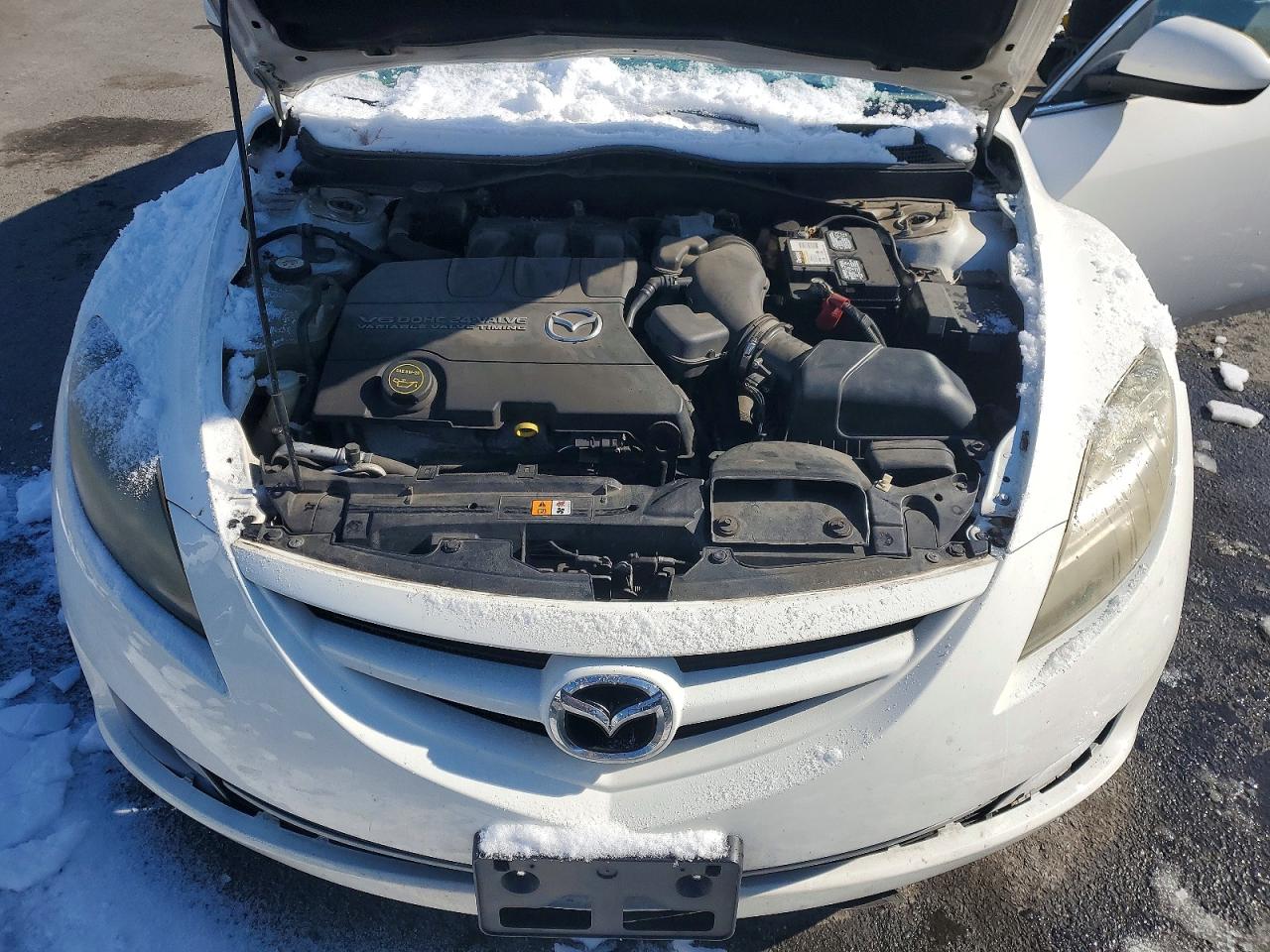2010 Mazda 6 S White vin: 1YVHZ8CBXA5M08671