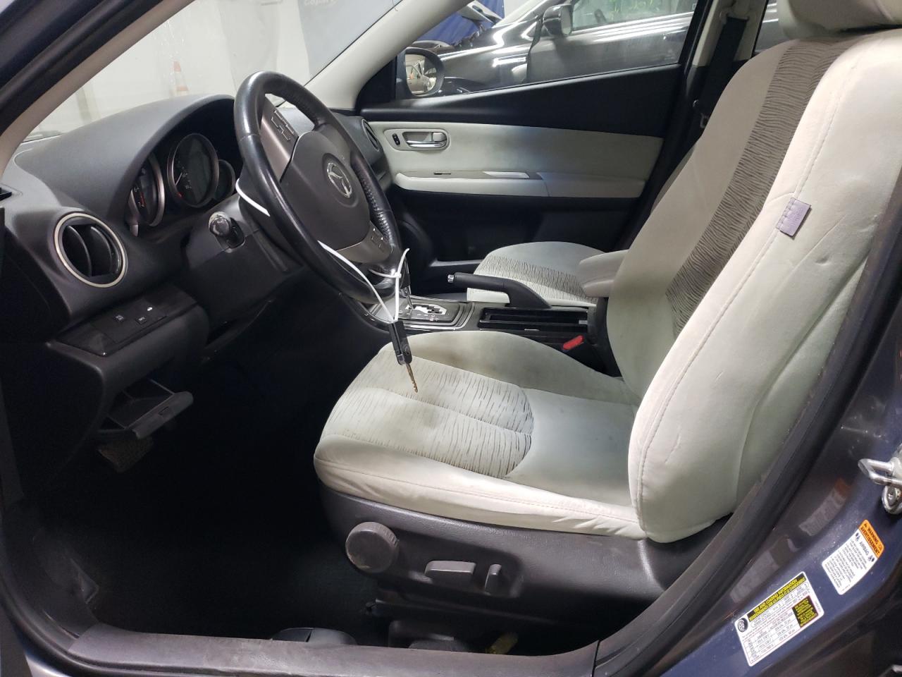 2010 Mazda 6 I Серый vin: 1YVHZ8CH0A5M17352