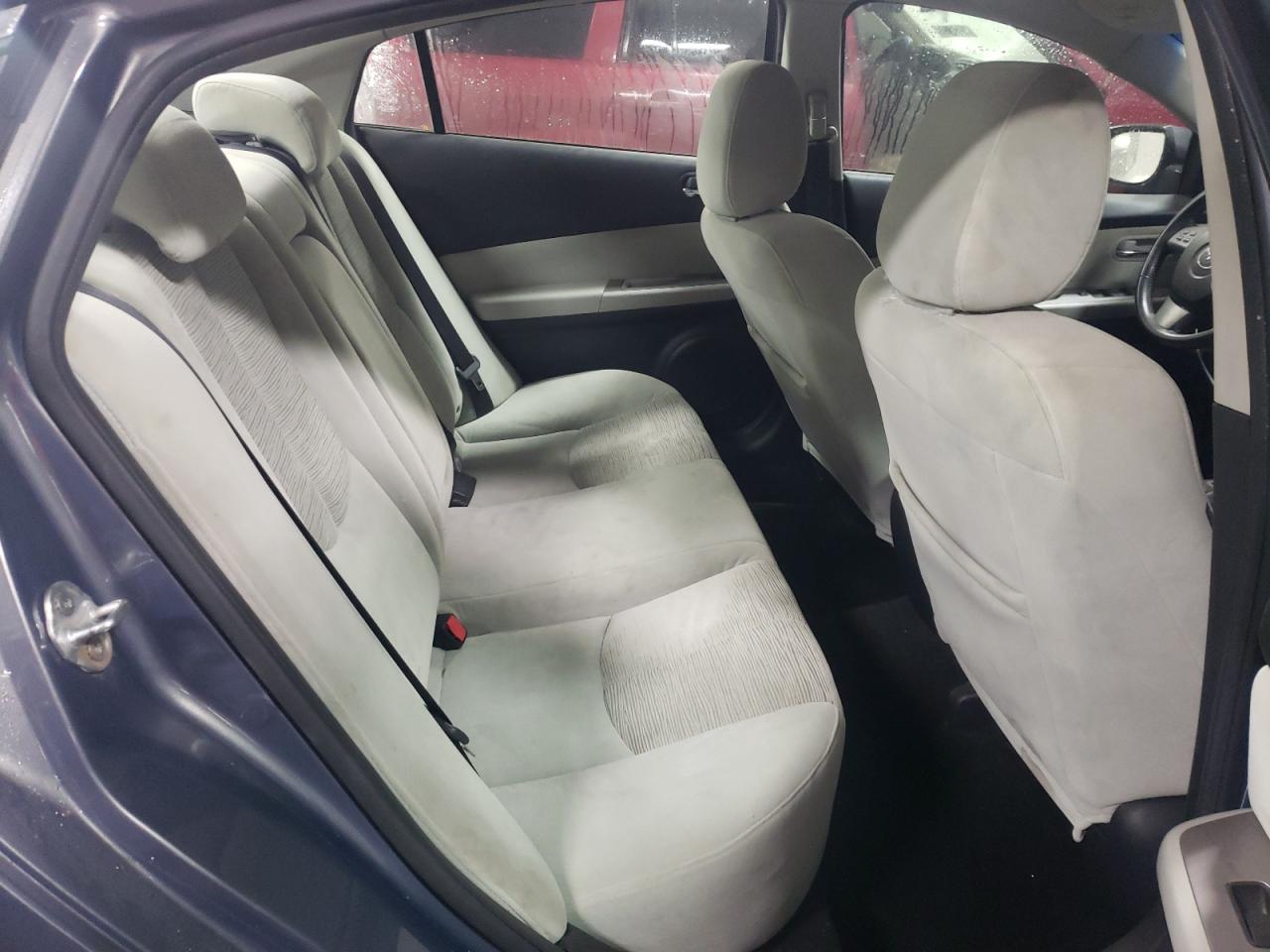 2010 Mazda 6 I Серый vin: 1YVHZ8CH0A5M17352