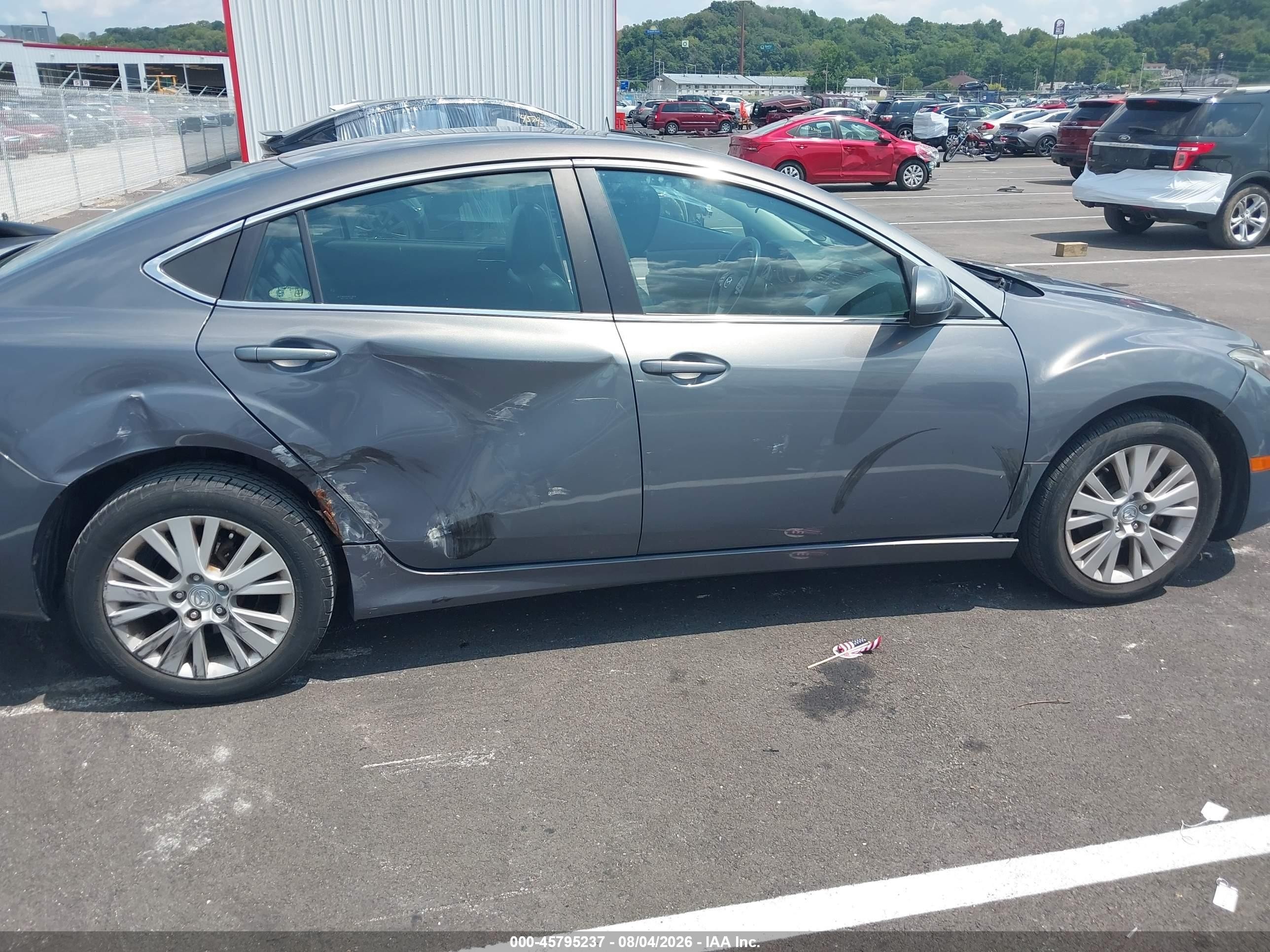 2010 Mazda Mazda6 I Grand Touring Gray vin: 1YVHZ8CH0A5M36189
