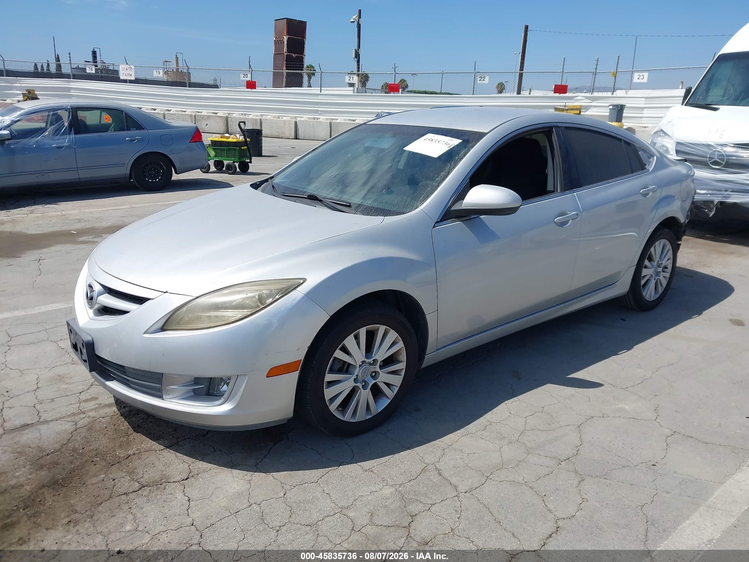 2010 Mazda Mazda6 I Touring Серебряный vin: 1YVHZ8CH1A5M23998