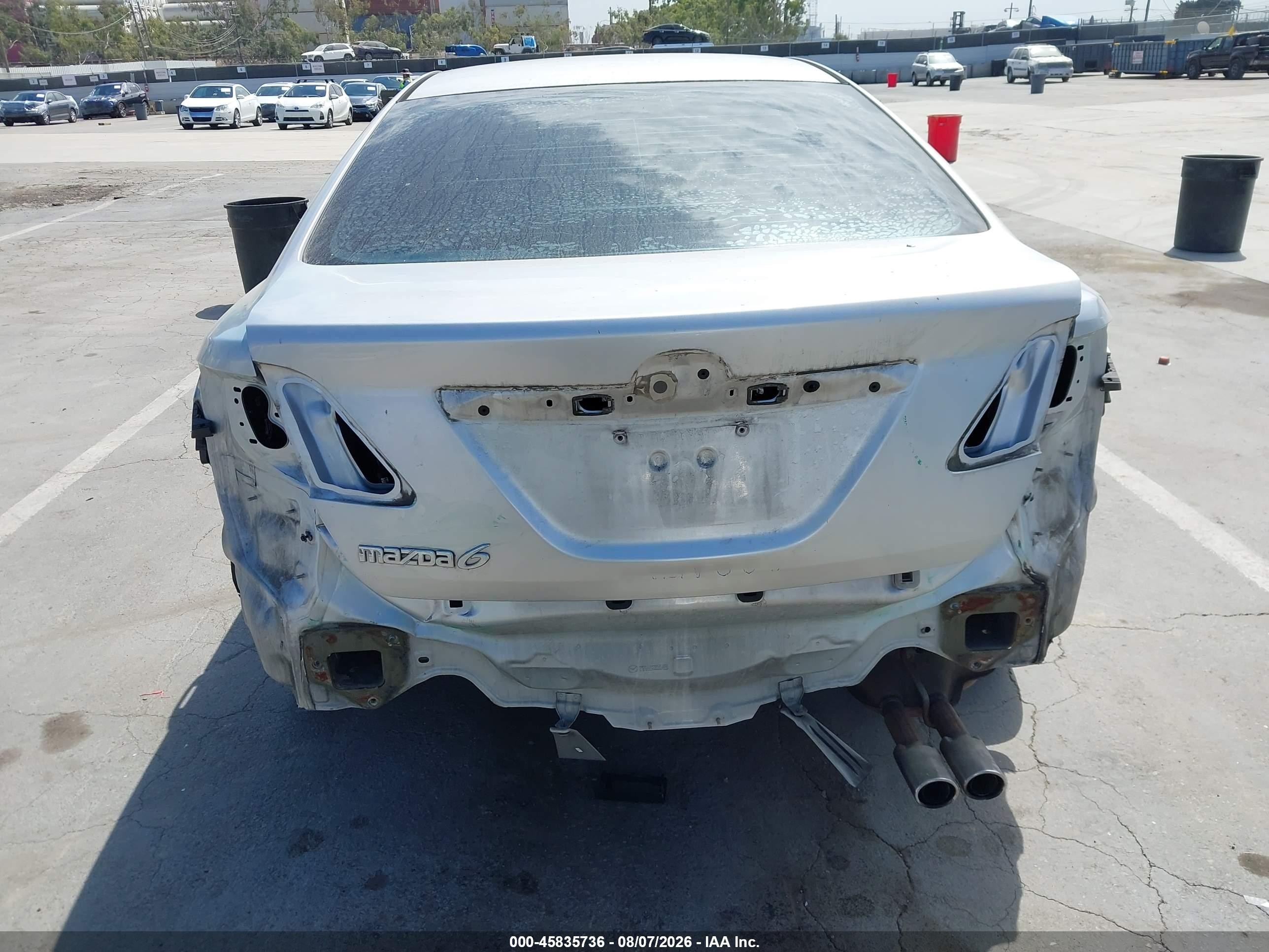 2010 Mazda Mazda6 I Touring Серебряный vin: 1YVHZ8CH1A5M23998