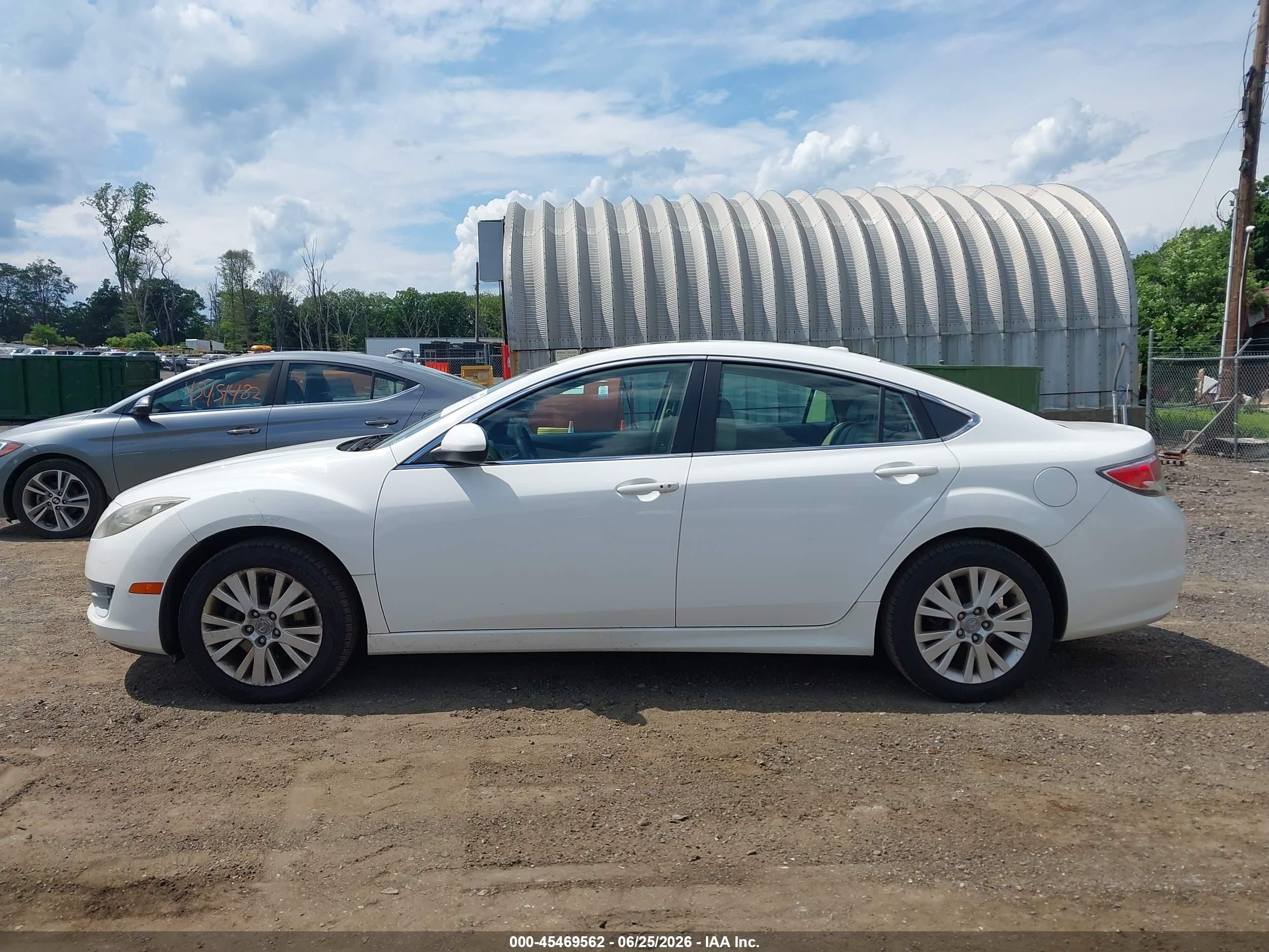 2010 Mazda Mazda6 I Grand Touring White vin: 1YVHZ8CH1A5M25489