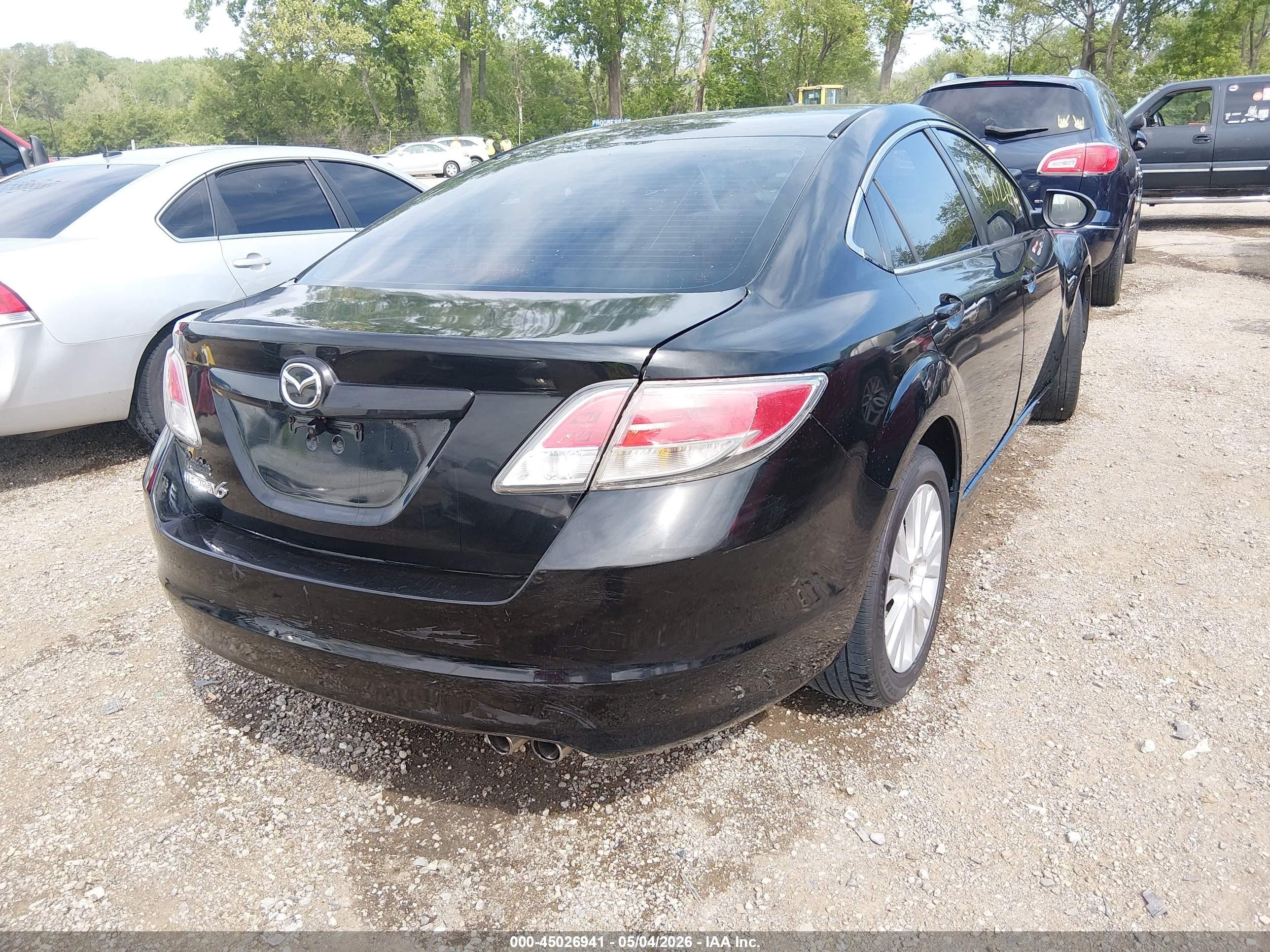 2010 Mazda Mazda6 I Touring Черный vin: 1YVHZ8CH1A5M35942