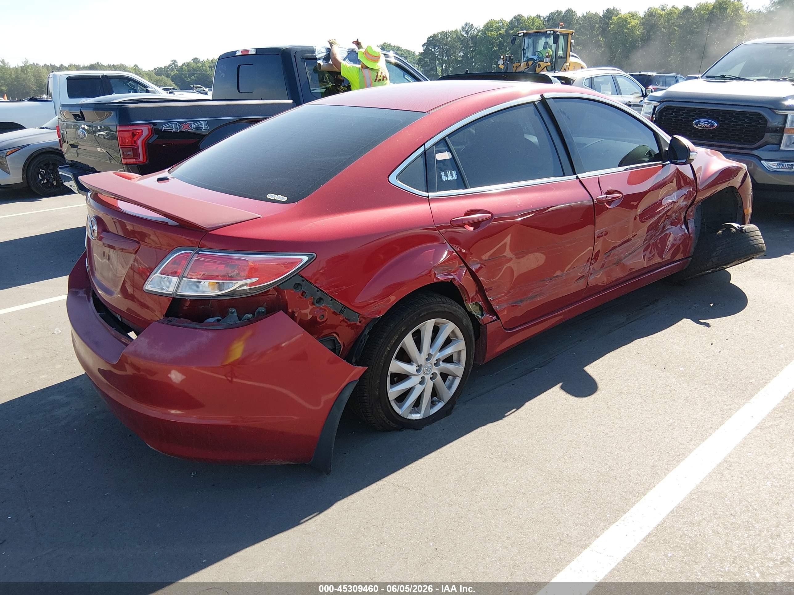 2011 Mazda Mazda6 I Touring Plus Red vin: 1YVHZ8CH1B5M07494