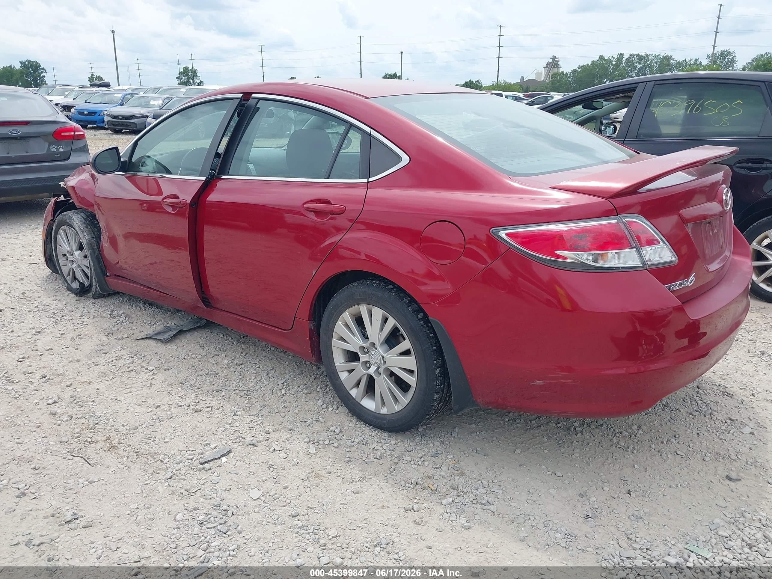 2010 Mazda Mazda6 I Touring Red vin: 1YVHZ8CH2A5M10774