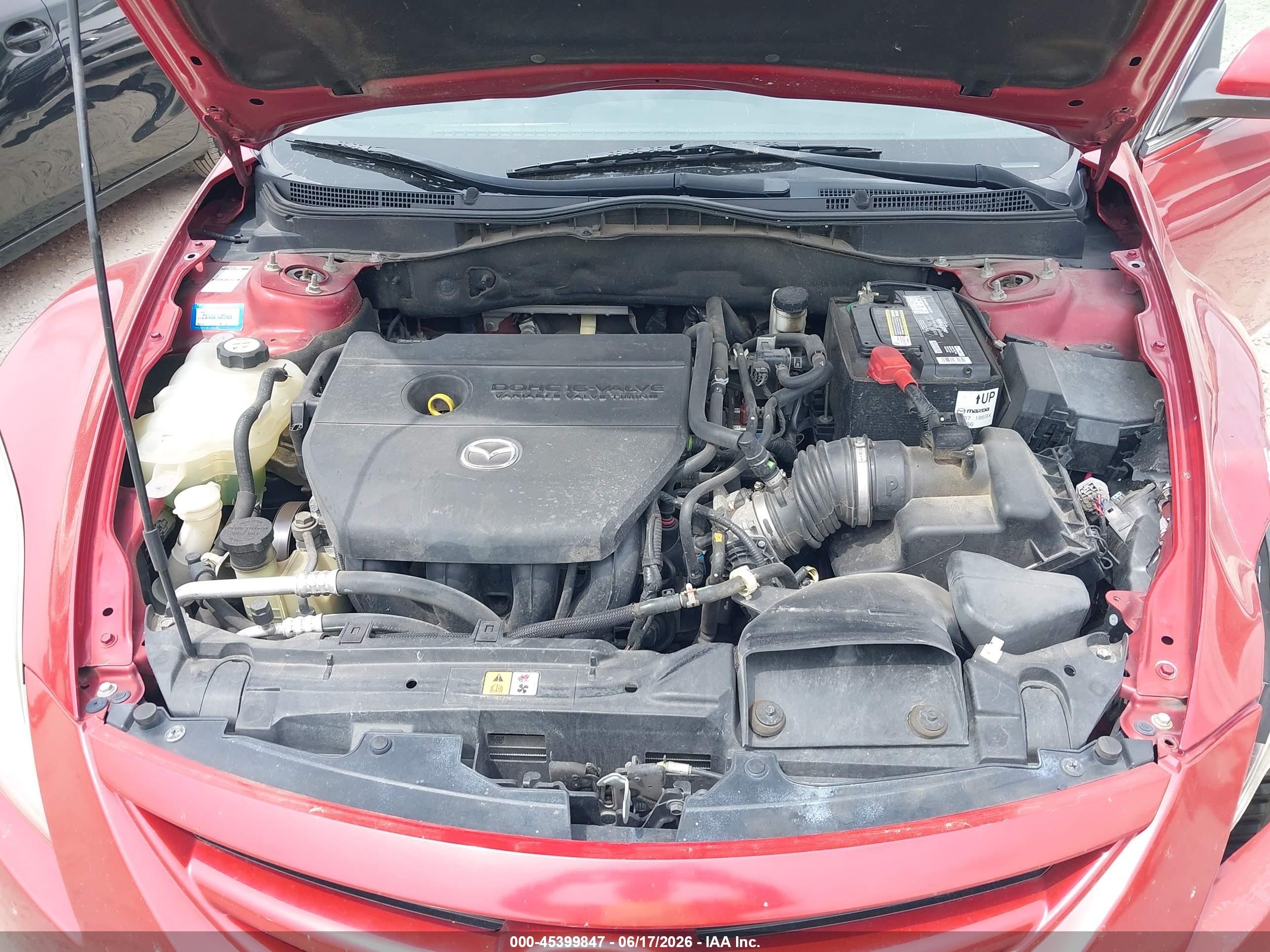 2010 Mazda Mazda6 I Touring Red vin: 1YVHZ8CH2A5M10774