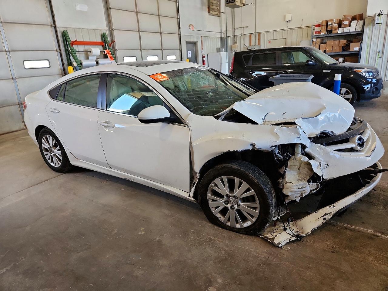 2010 Mazda 6 I White vin: 1YVHZ8CH2A5M11939