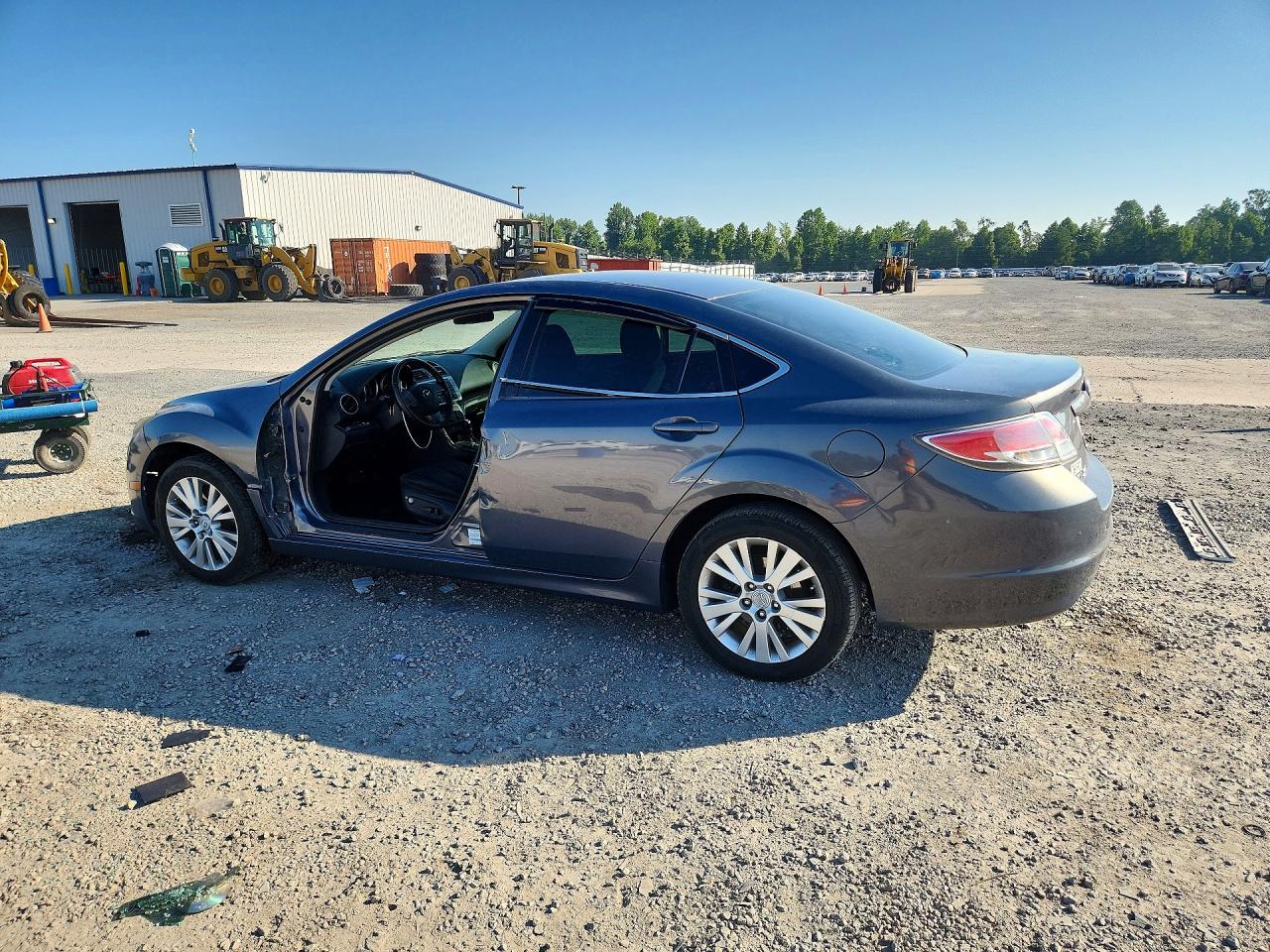 2010 Mazda 6 4d I Угольный vin: 1YVHZ8CH2A5M44021