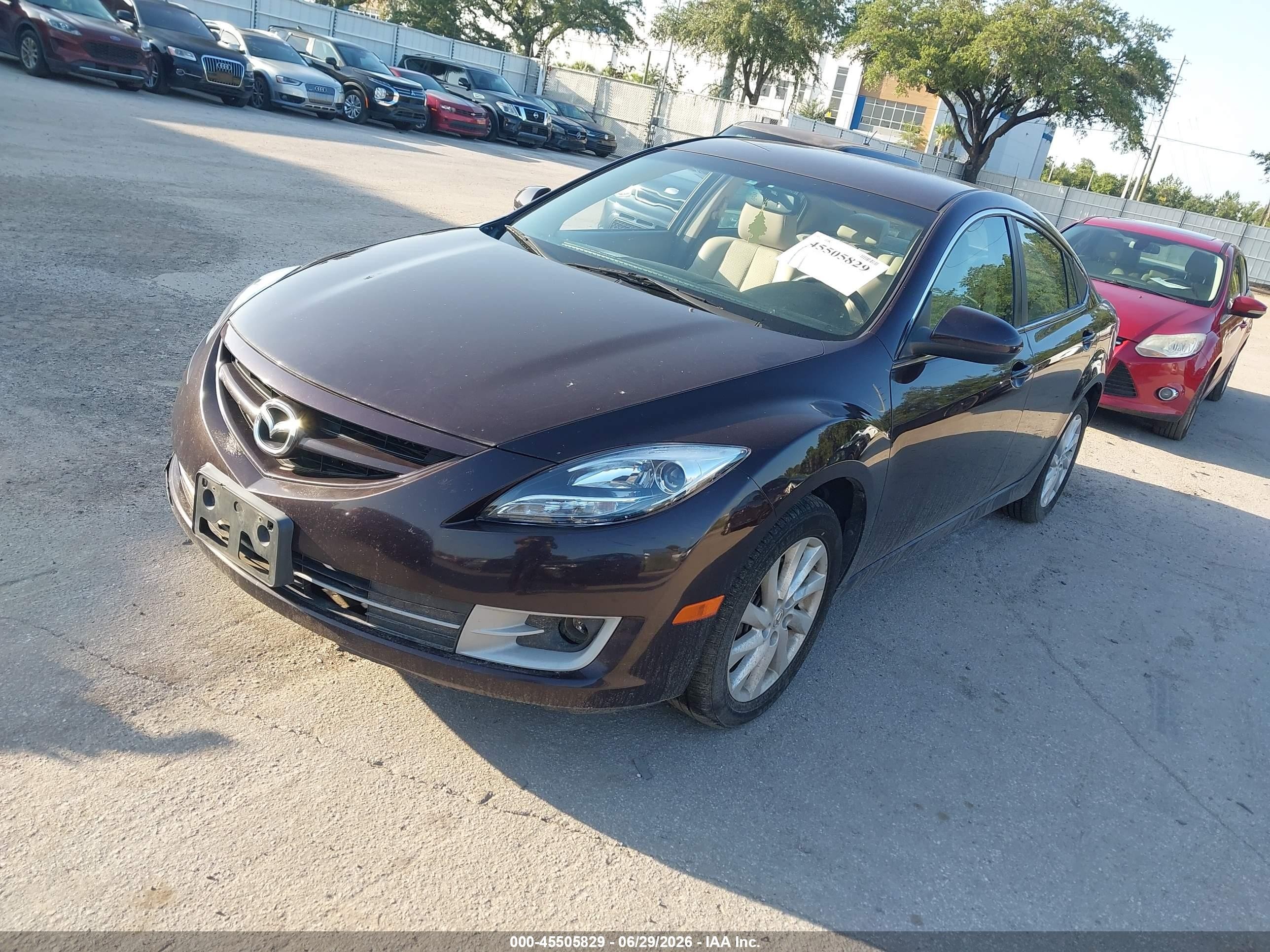 2011 Mazda Mazda6 I Touring Brown vin: 1YVHZ8CH2B5M01333