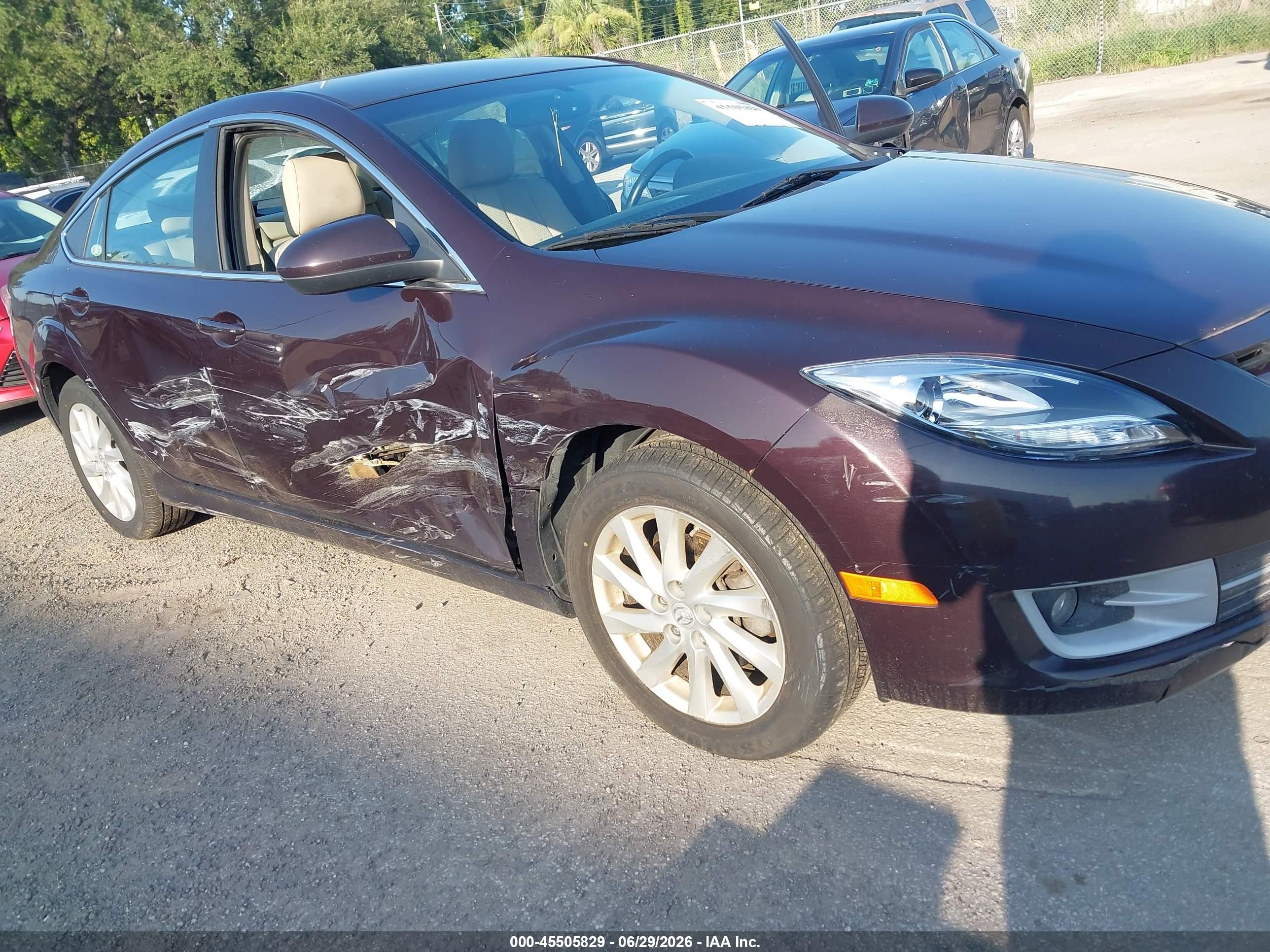 2011 Mazda Mazda6 I Touring Brown vin: 1YVHZ8CH2B5M01333