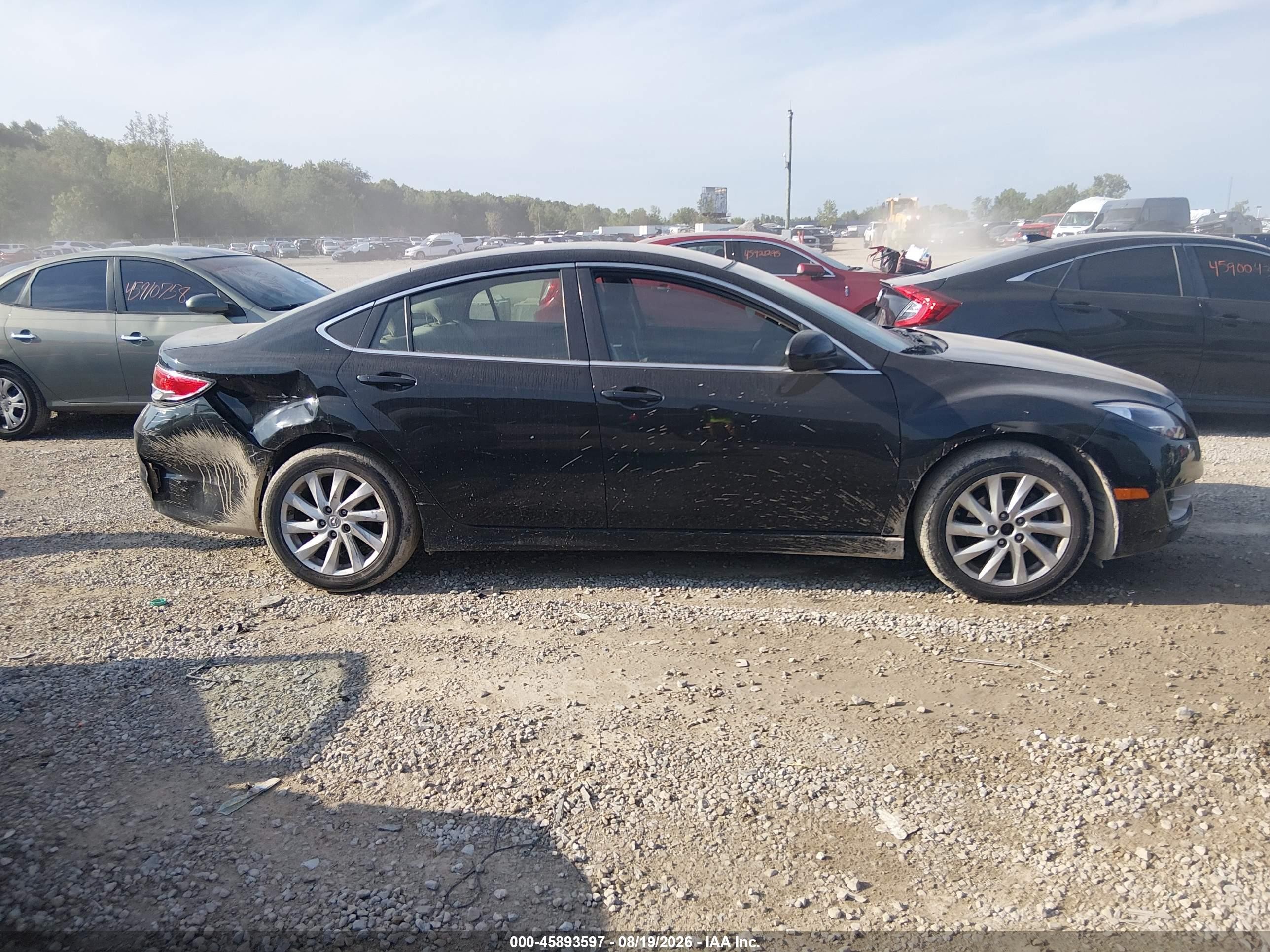 2011 Mazda Mazda6 I Touring Black vin: 1YVHZ8CH2B5M03700