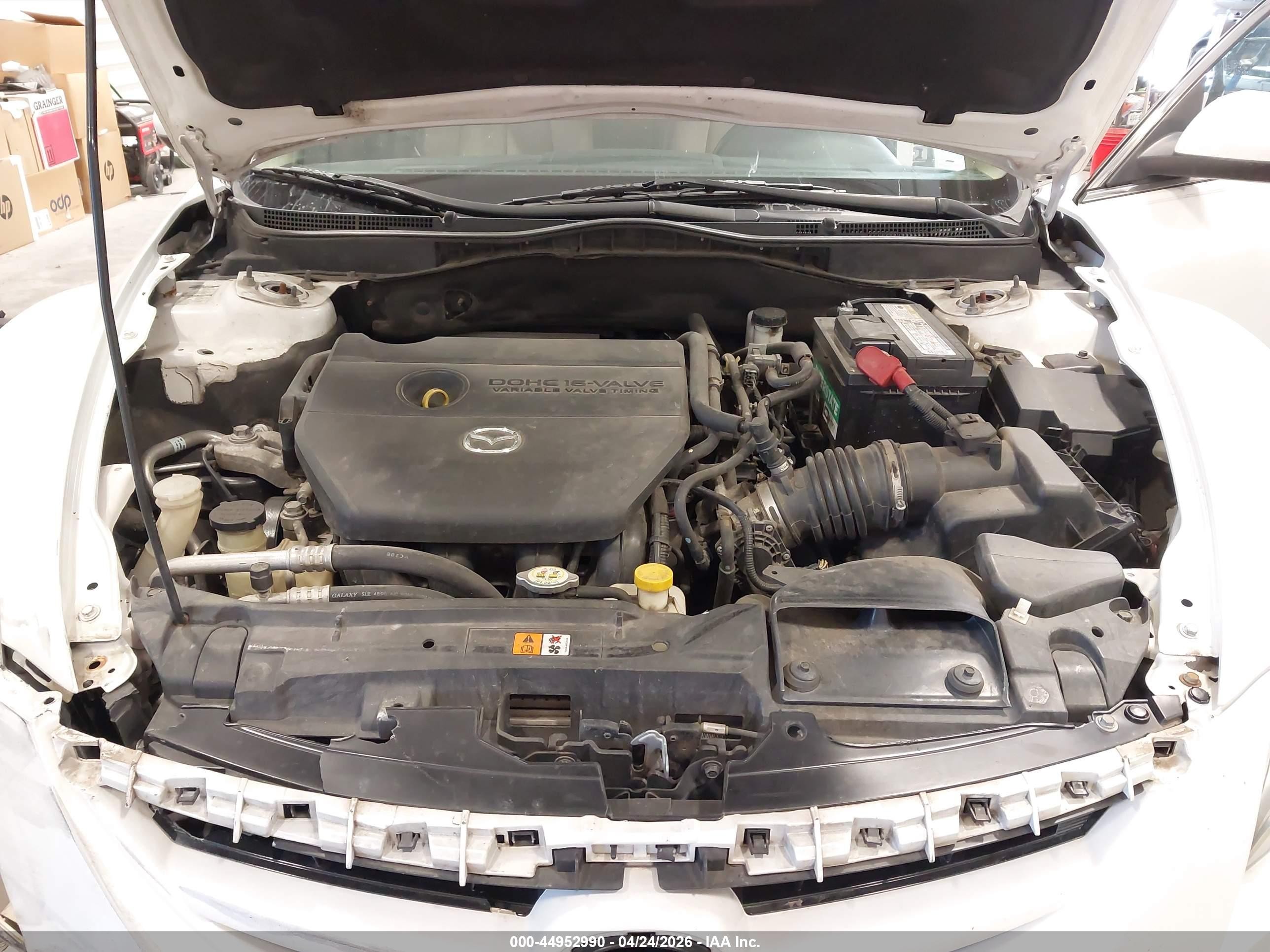 2011 Mazda Mazda6 I Touring White vin: 1YVHZ8CH2B5M15877