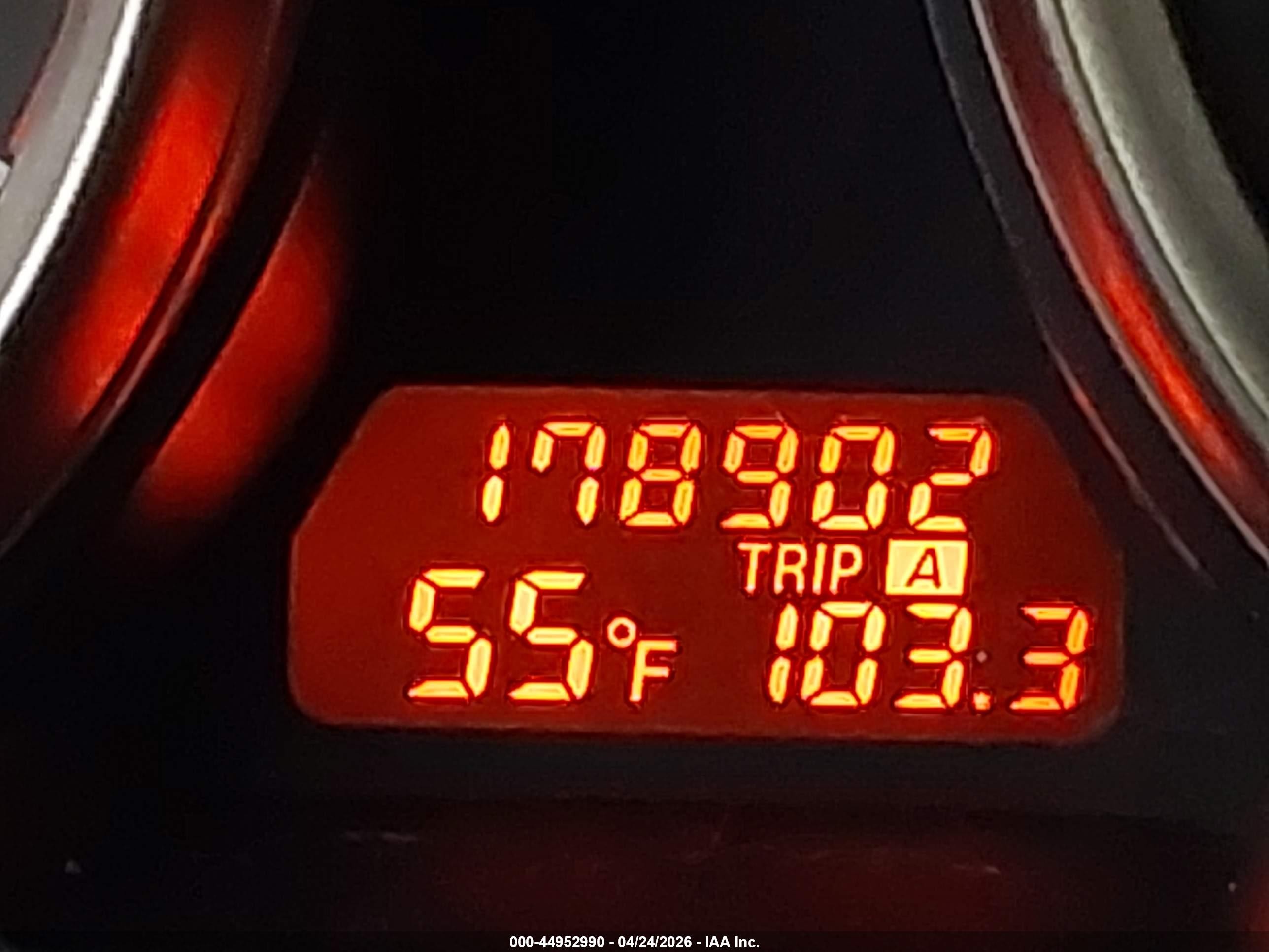 2011 Mazda Mazda6 I Touring White vin: 1YVHZ8CH2B5M15877