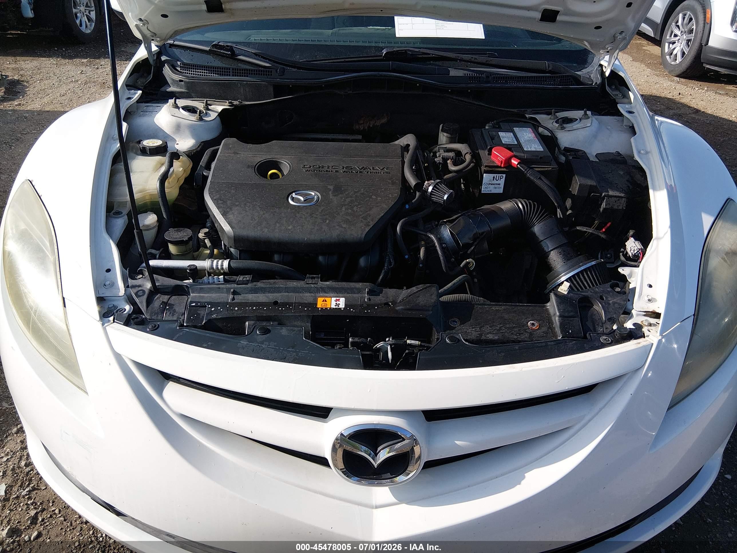 2010 Mazda Mazda6 I Touring White vin: 1YVHZ8CH3A5M56369