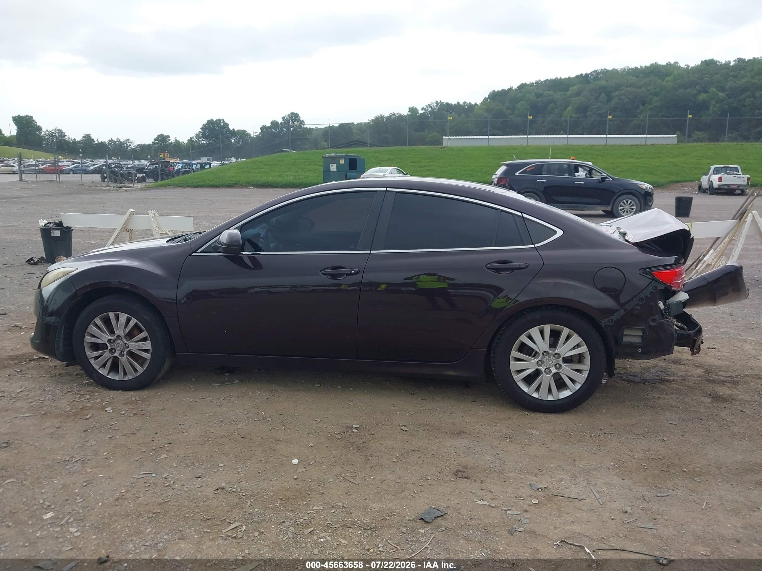 2010 Mazda Mazda6 I Touring Plus Burgundy vin: 1YVHZ8CH4A5M16995