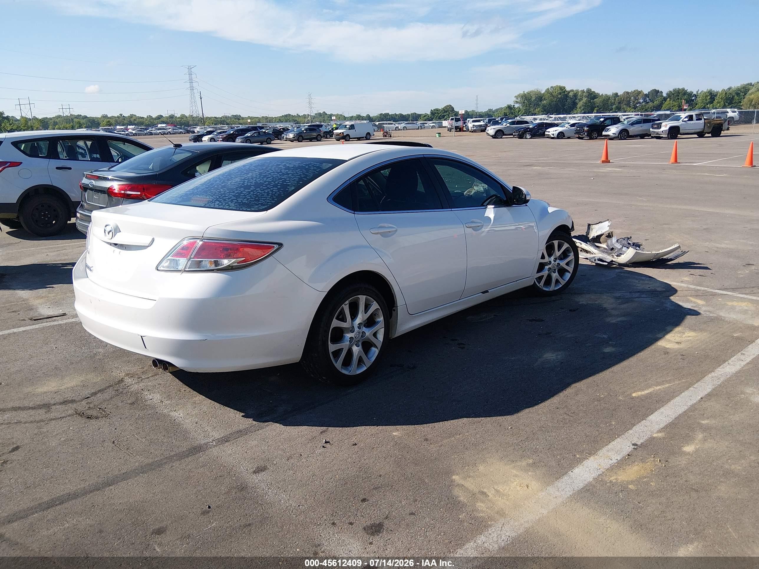 2013 Mazda Mazda6 I Grand Touring White vin: 1YVHZ8CH5D5M03516