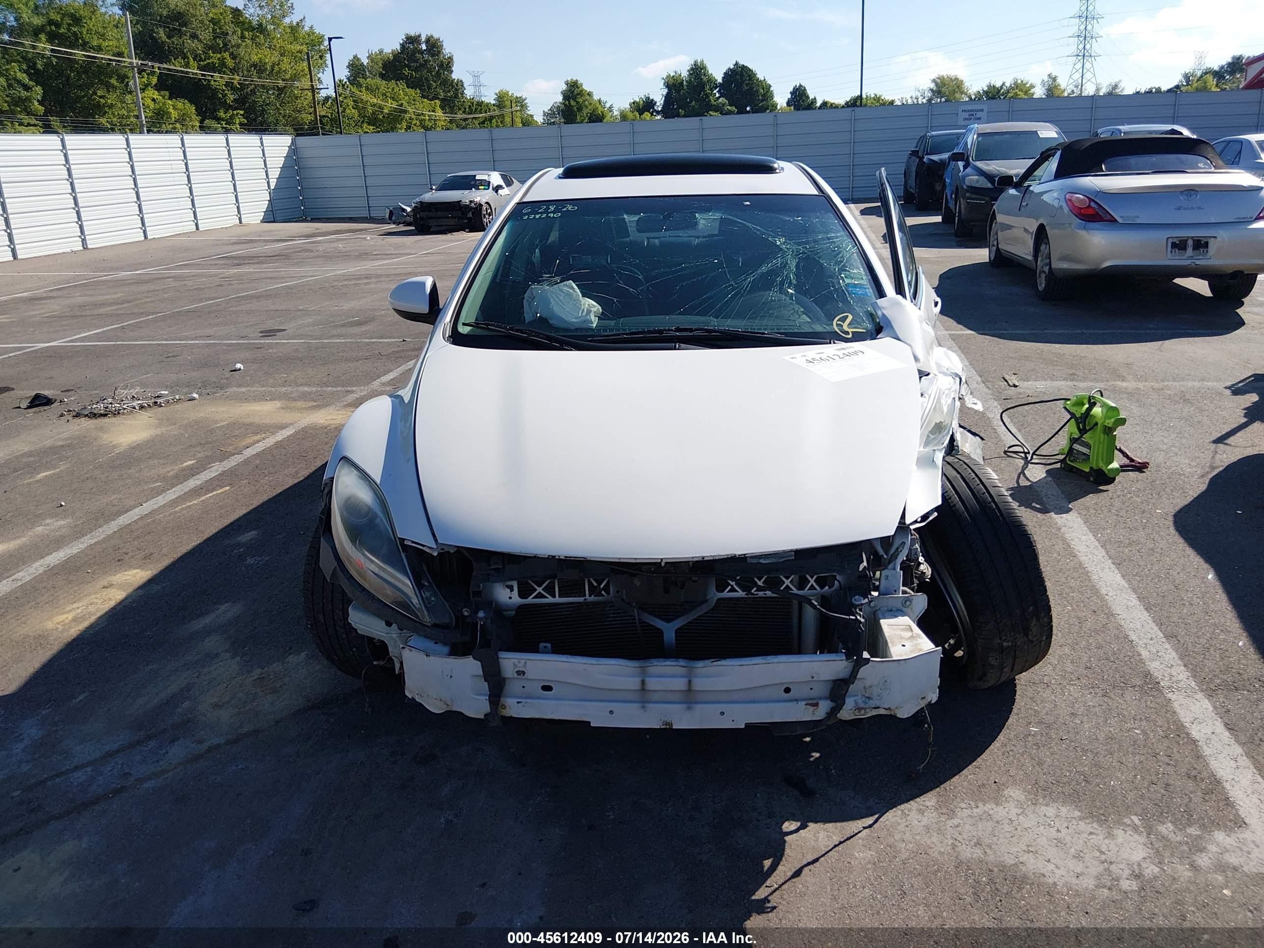 2013 Mazda Mazda6 I Grand Touring White vin: 1YVHZ8CH5D5M03516