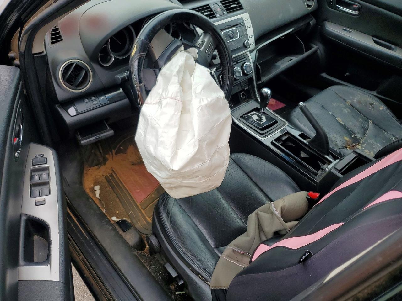 2010 Mazda 6 I Черный vin: 1YVHZ8CH6A5M12334