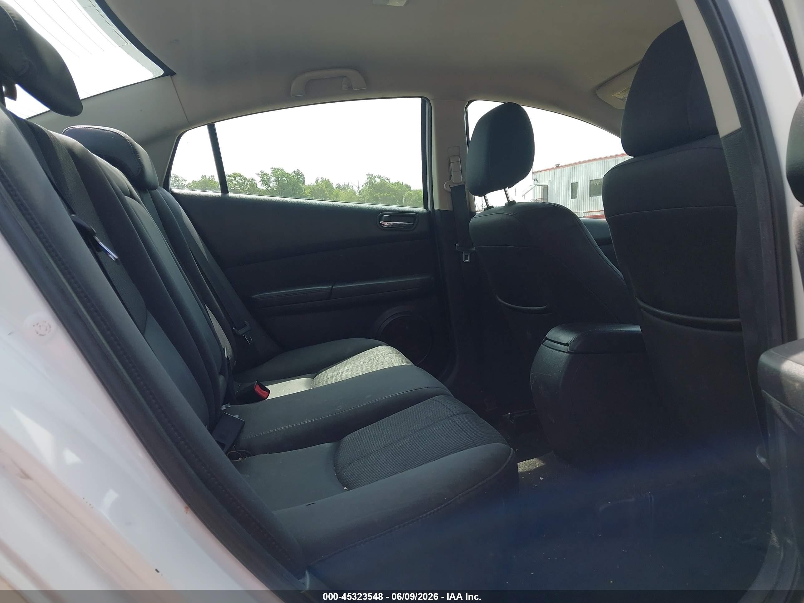 2011 Mazda Mazda6 I Touring White vin: 1YVHZ8CH6B5M19074