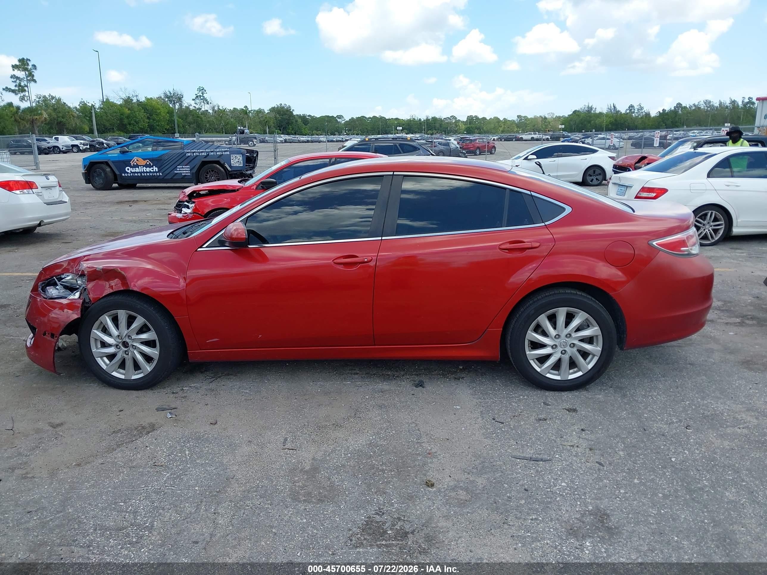 2011 Mazda Mazda6 I Touring Red vin: 1YVHZ8CH6B5M26641