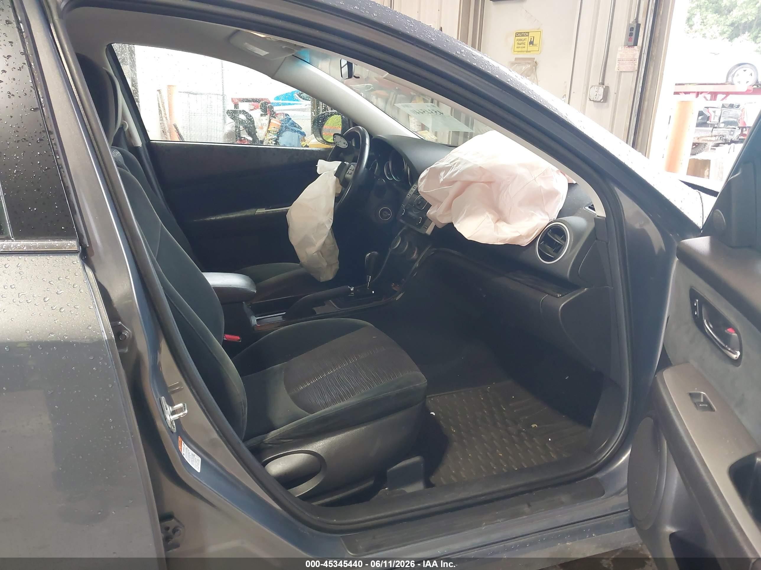 2010 Mazda Mazda6 I Touring Light Blue vin: 1YVHZ8CH7A5M31202