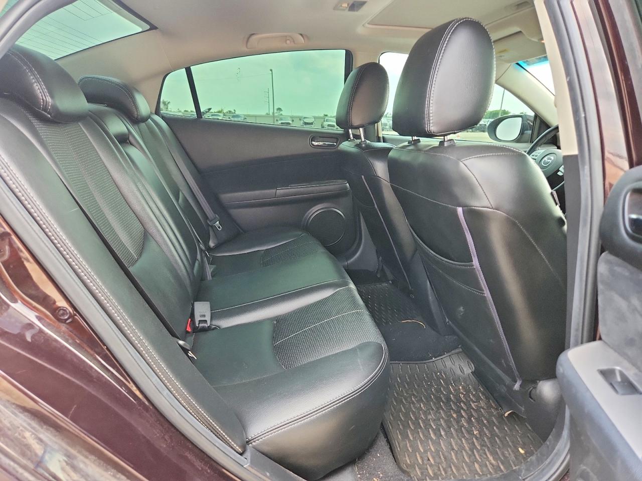 2010 Mazda 6 I Темно-бордовый vin: 1YVHZ8CH8A5M01691