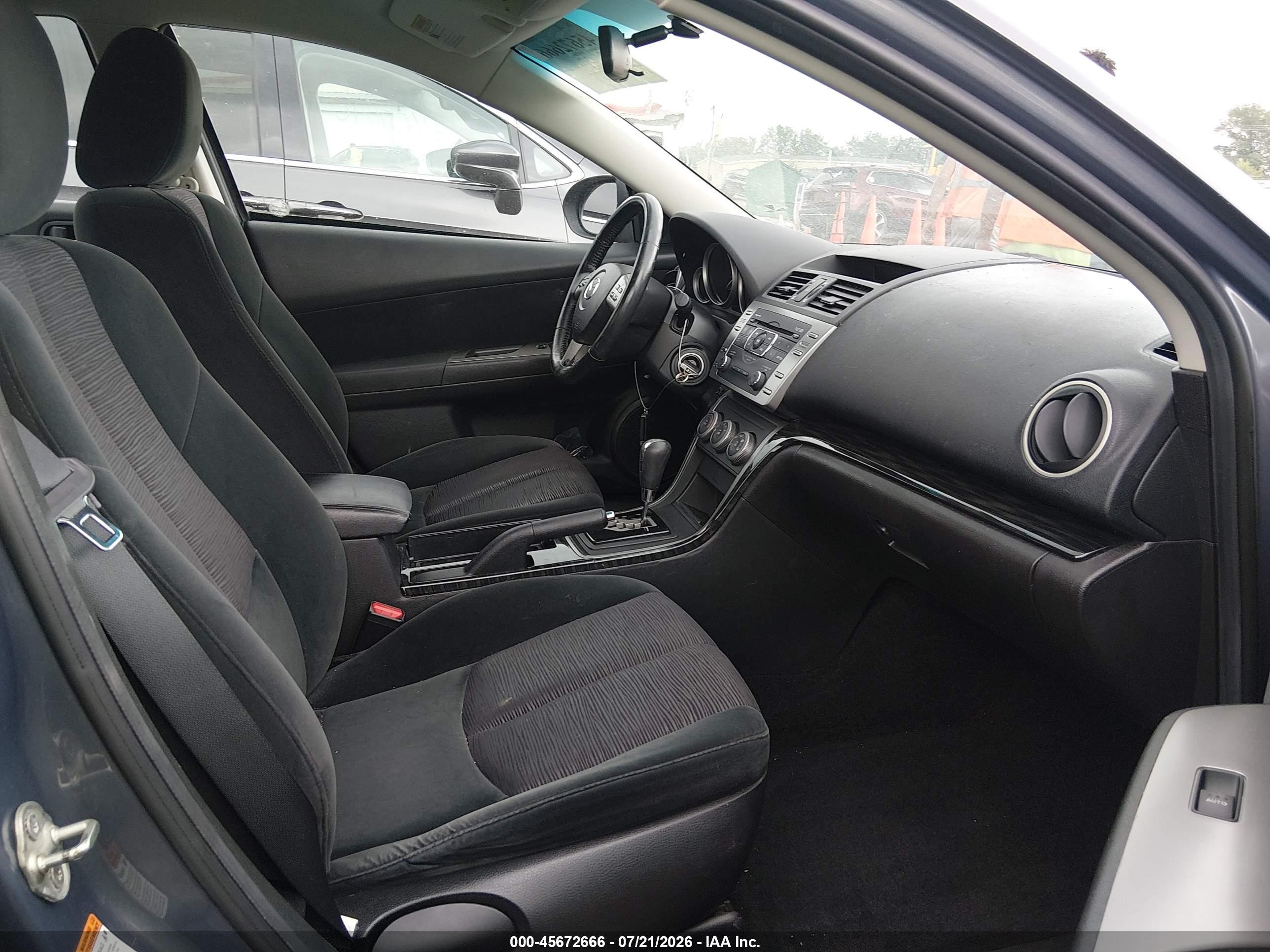 2010 Mazda Mazda6 I Touring Blue vin: 1YVHZ8CH8A5M51474