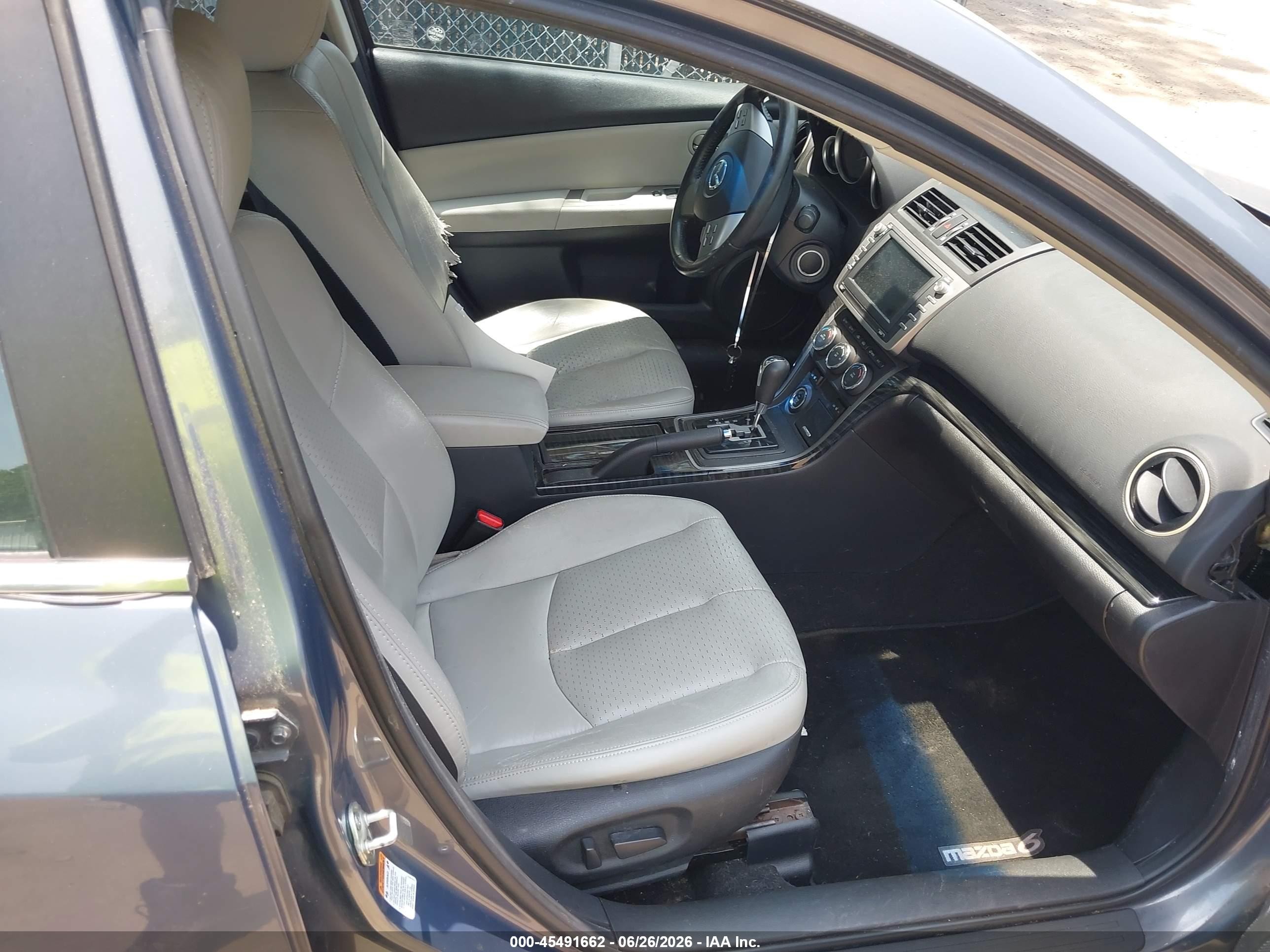 2010 Mazda Mazda6 I Grand Touring Light Blue vin: 1YVHZ8CH9A5M15521