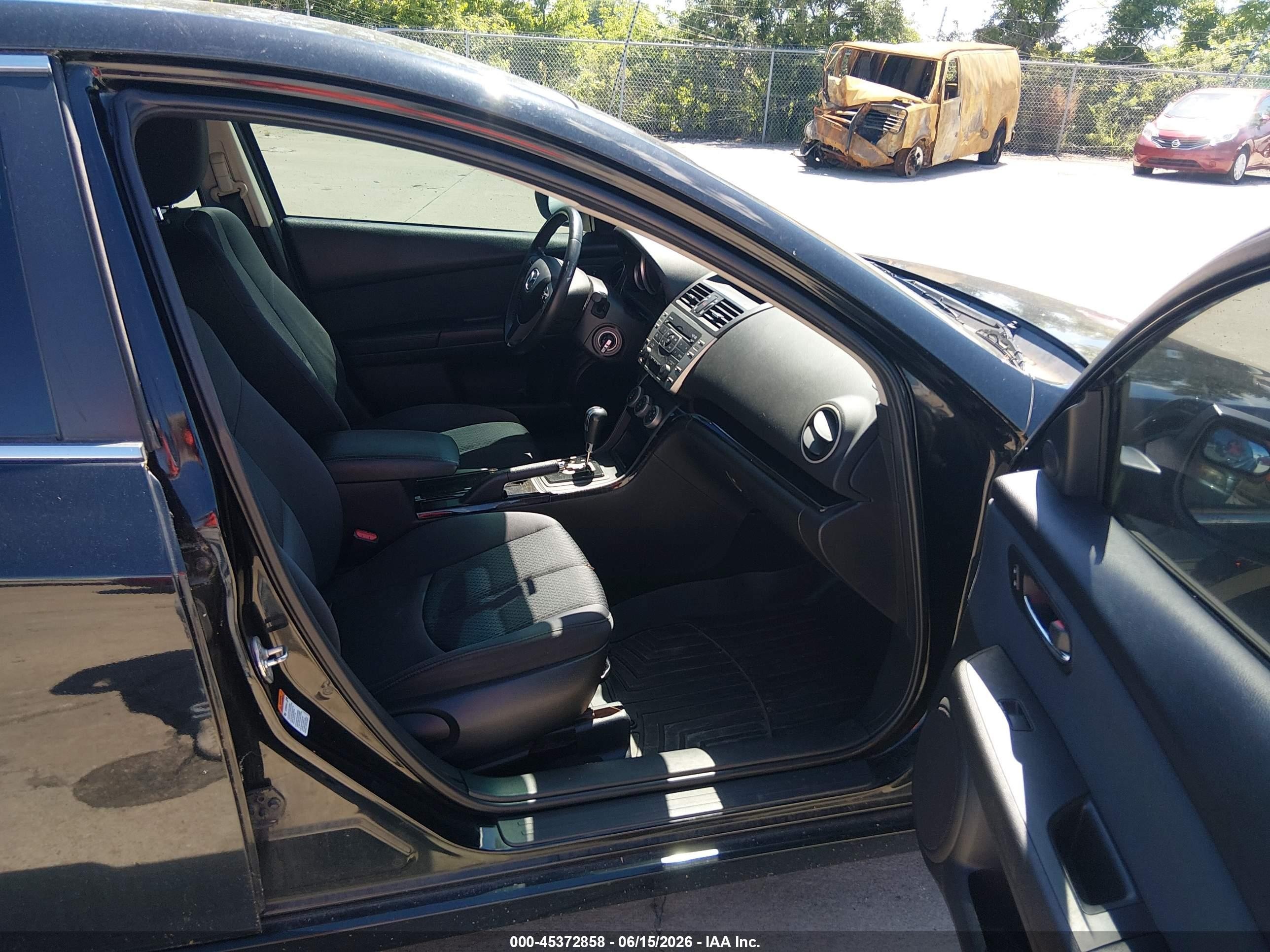 2011 Mazda Mazda6 I Touring Black vin: 1YVHZ8CH9B5M25743