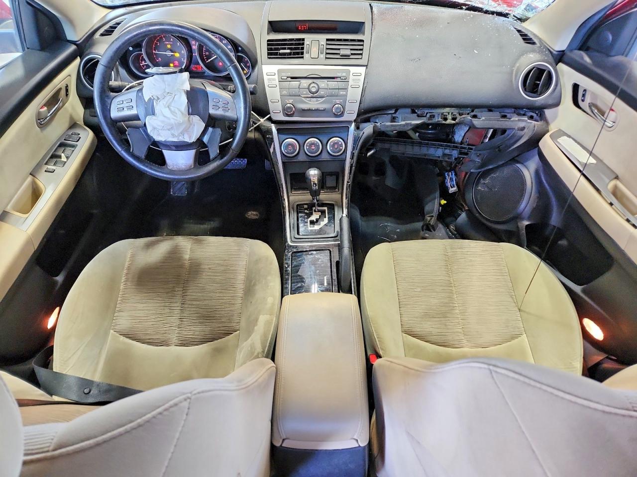 2010 Mazda 6 I Red vin: 1YVHZ8CHXA5M46132
