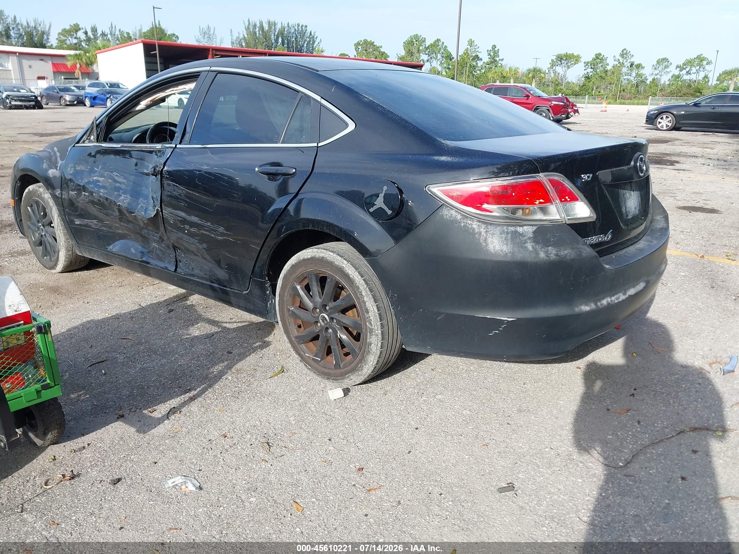 2011 Mazda Mazda6 I Touring Black vin: 1YVHZ8CHXB5M03623