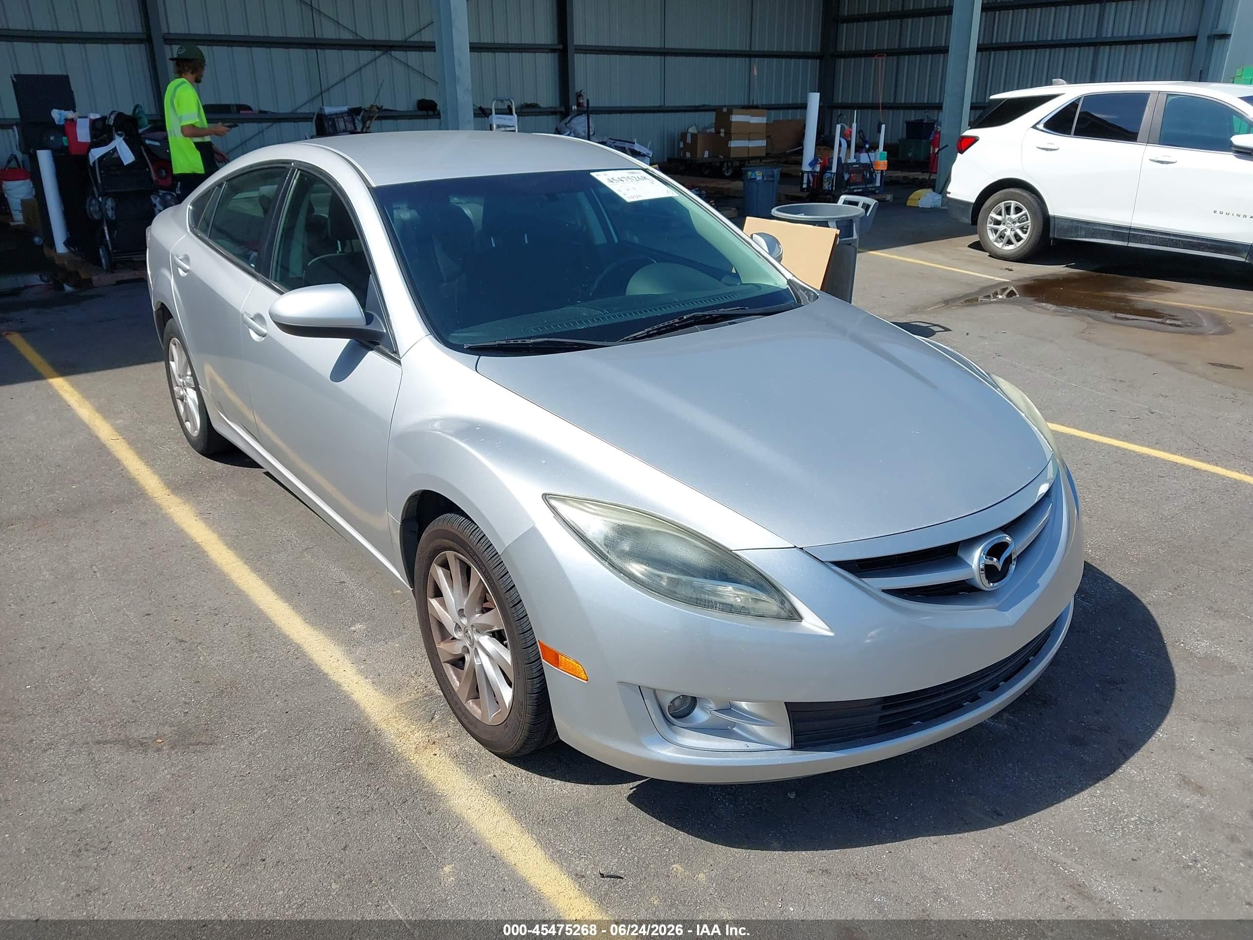 2012 Mazda Mazda6   Silver vin: 1YVHZ8DH0C5M42835