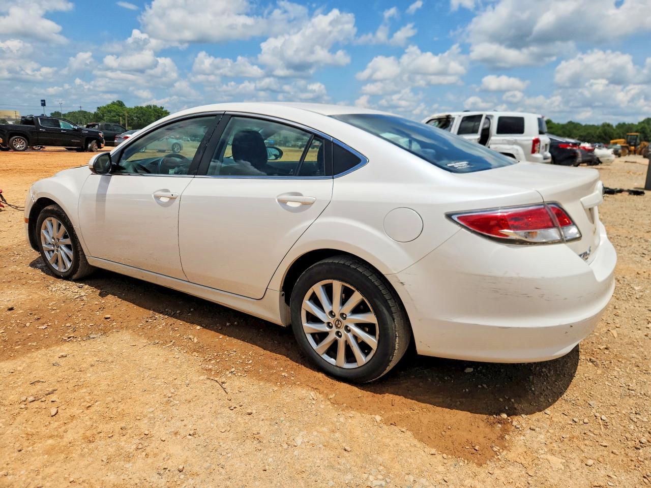 2012 Mazda 6 I White vin: 1YVHZ8DH1C5M18849