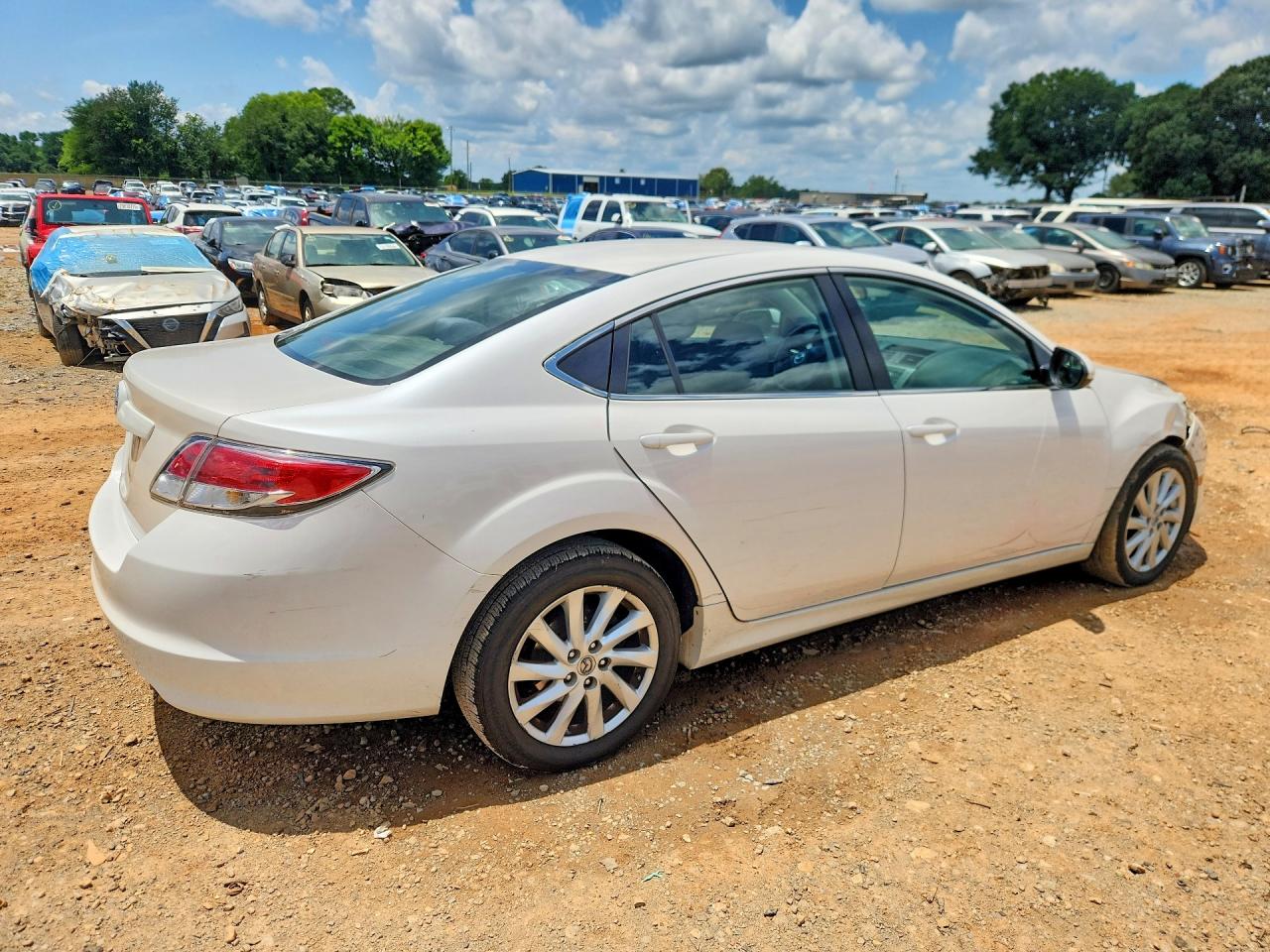 2012 Mazda 6 I White vin: 1YVHZ8DH1C5M18849