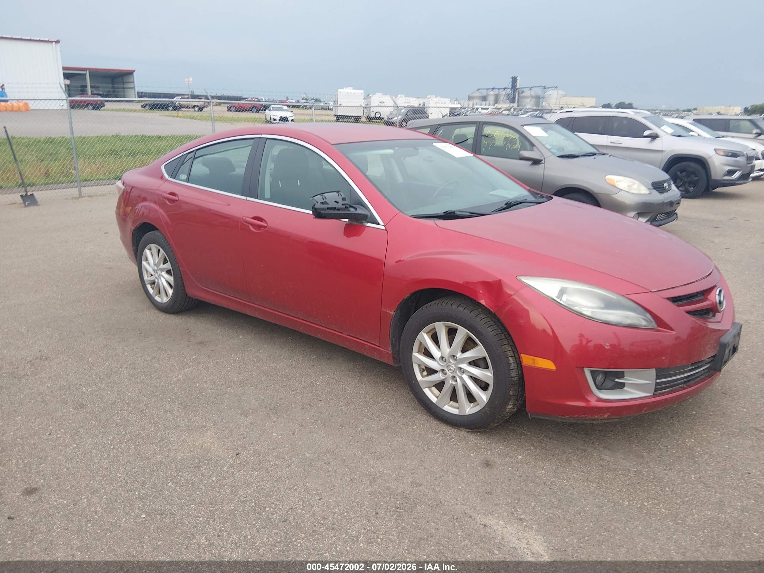 2013 Mazda Mazda6 I Touring Red vin: 1YVHZ8DH3D5M07370