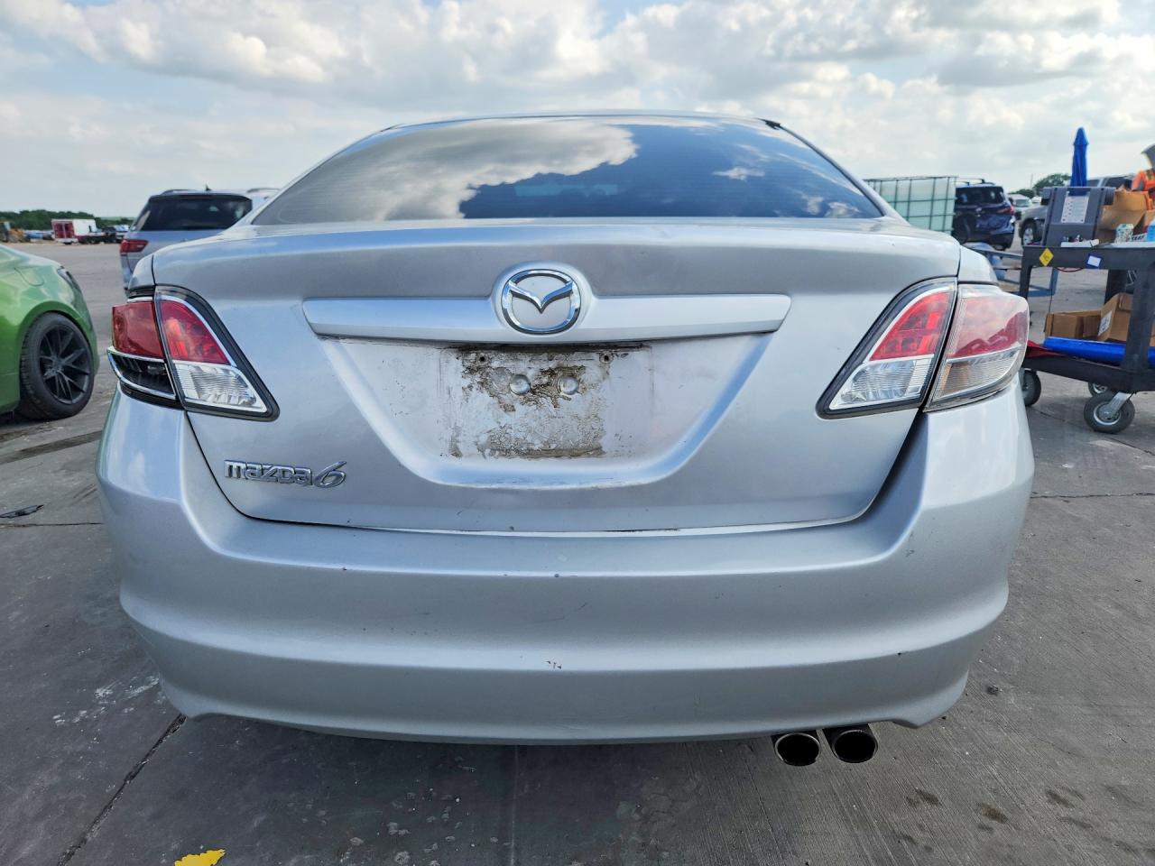 2012 Mazda 6 I Серебряный vin: 1YVHZ8DH4C5M28596