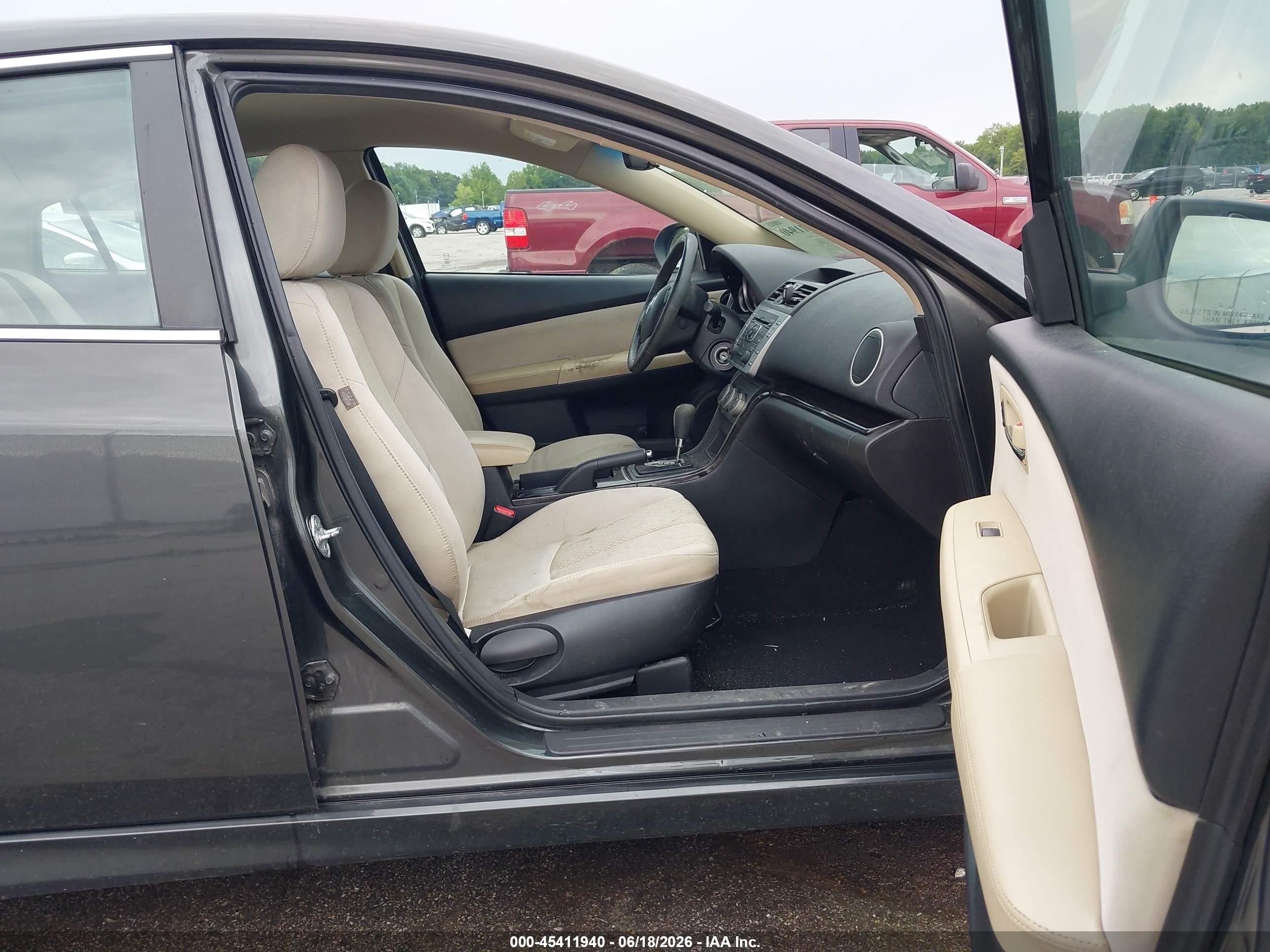 2012 Mazda Mazda6 I Touring Gray vin: 1YVHZ8DH5C5M43527