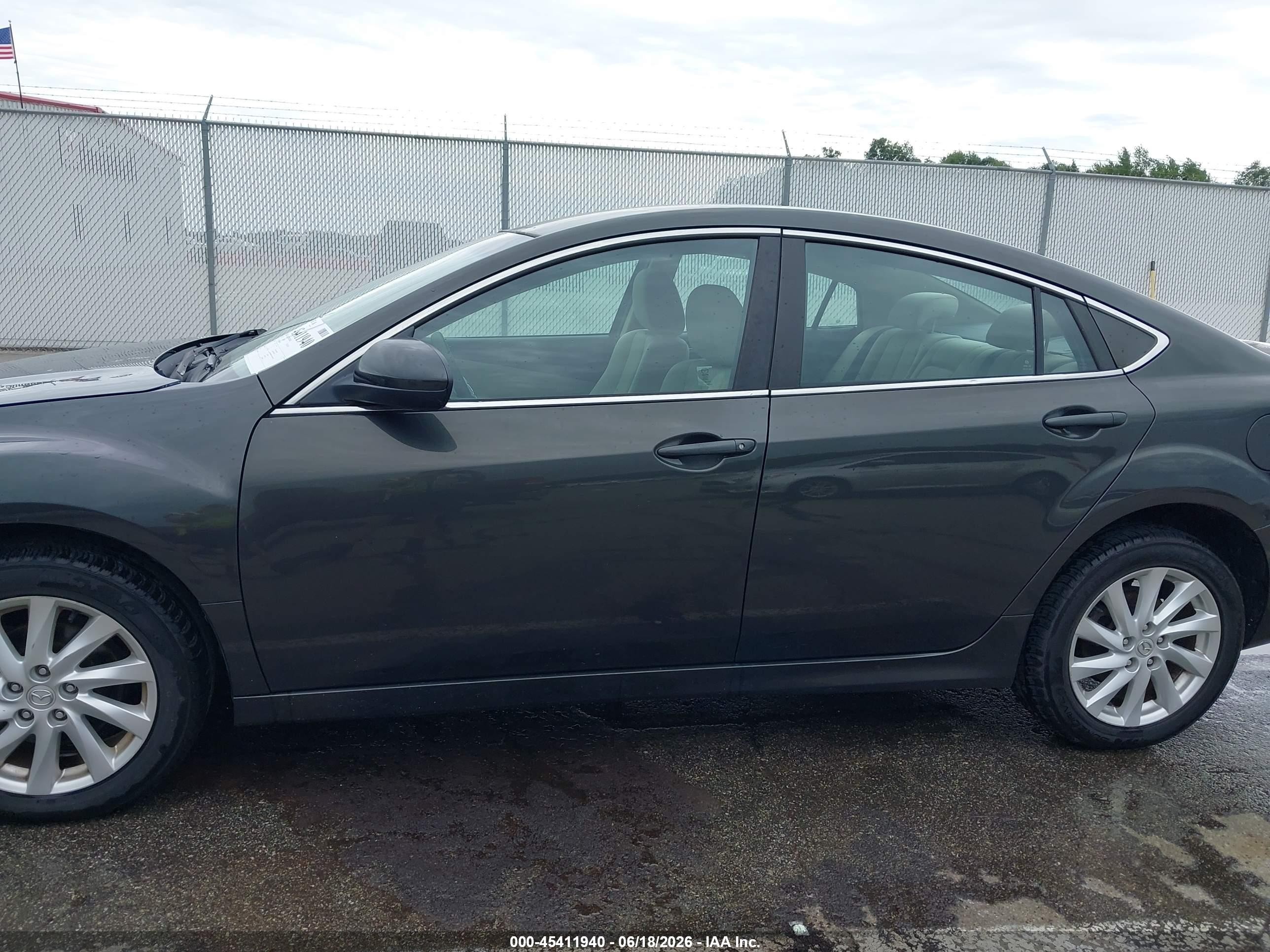 2012 Mazda Mazda6 I Touring Gray vin: 1YVHZ8DH5C5M43527