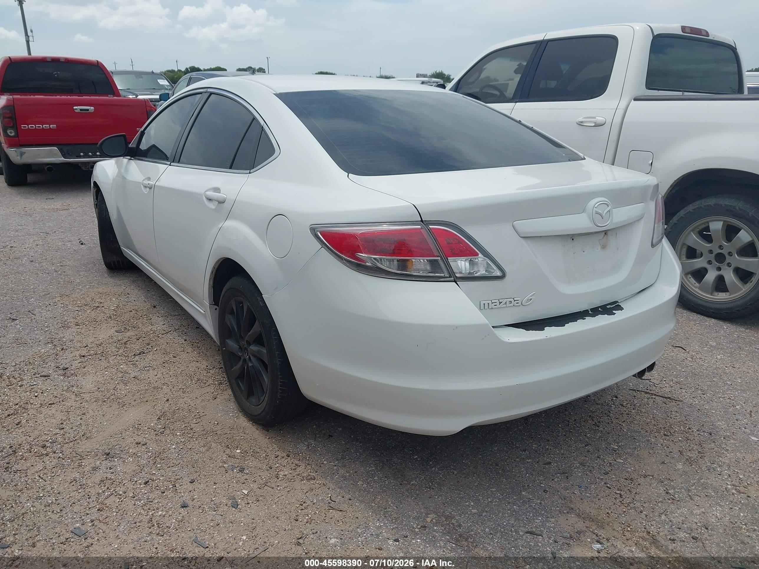 2012 Mazda Mazda6 I Touring White vin: 1YVHZ8DH6C5M19401